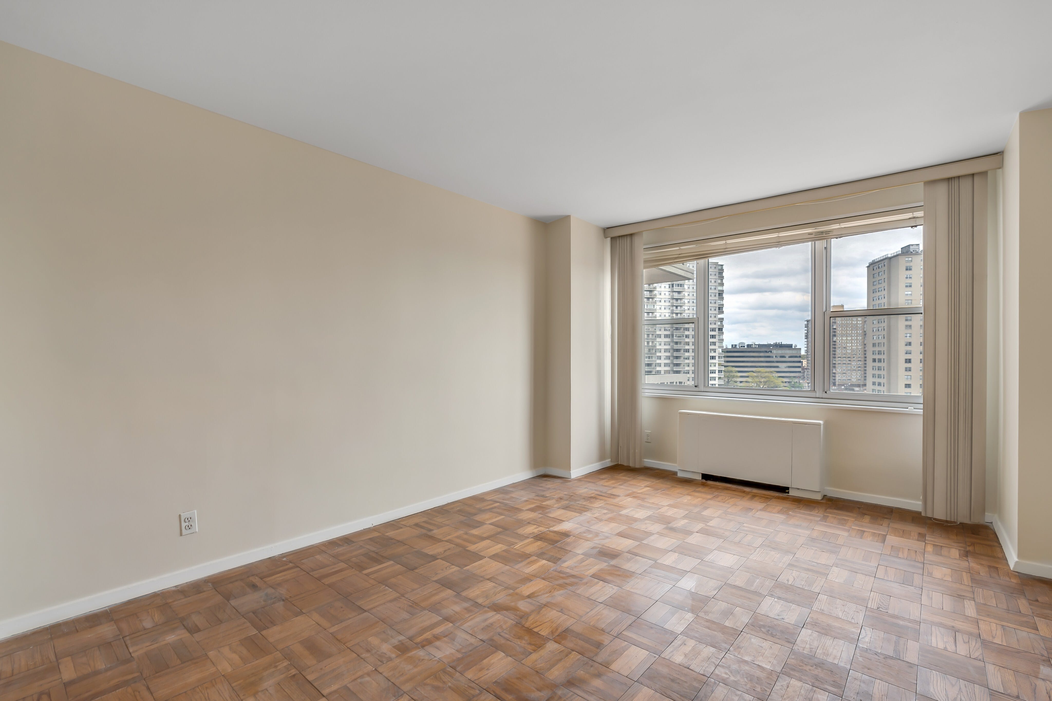 2000 Linwood Avenue Unit# 9U