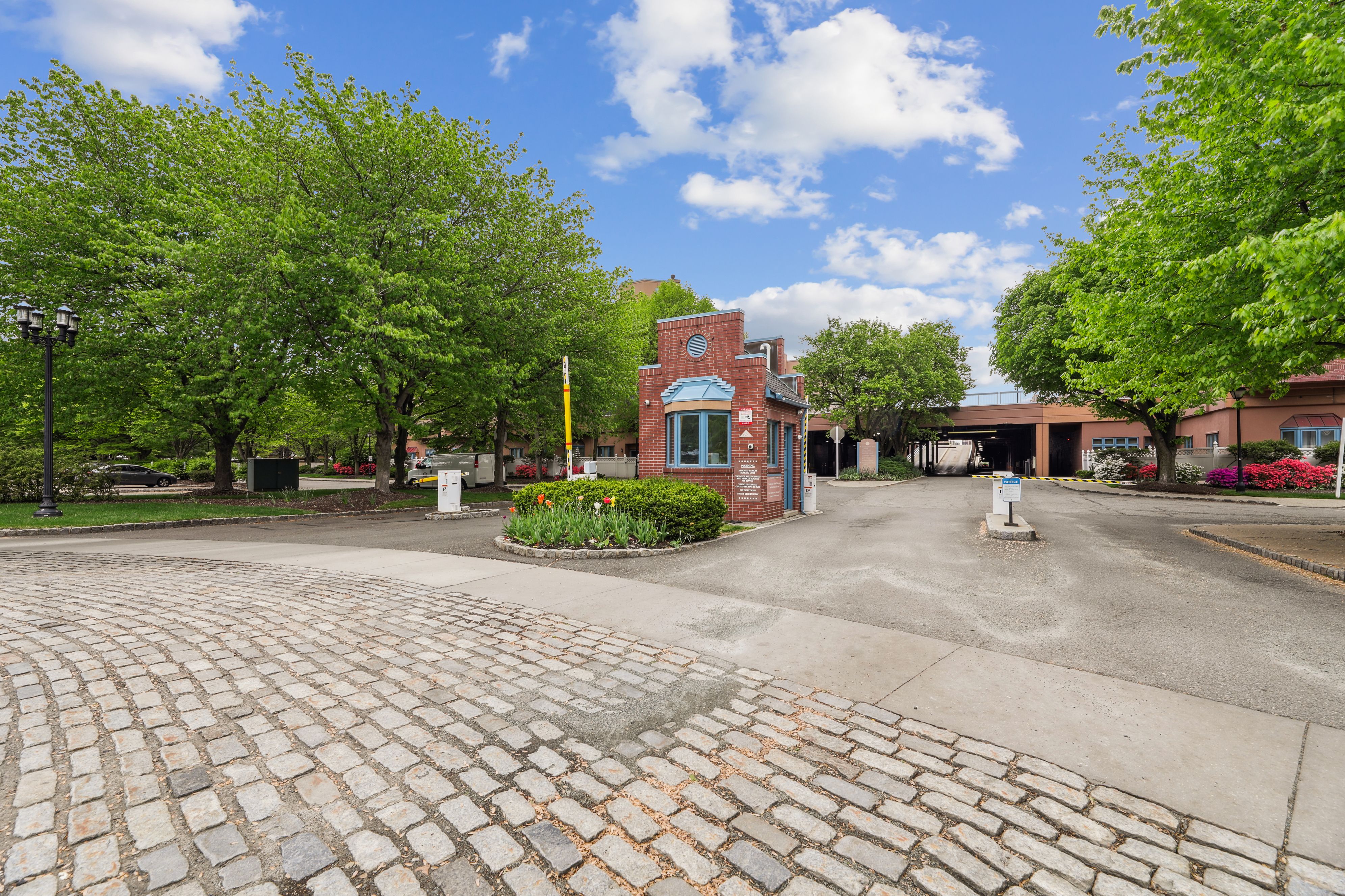 602 Franklin Court 