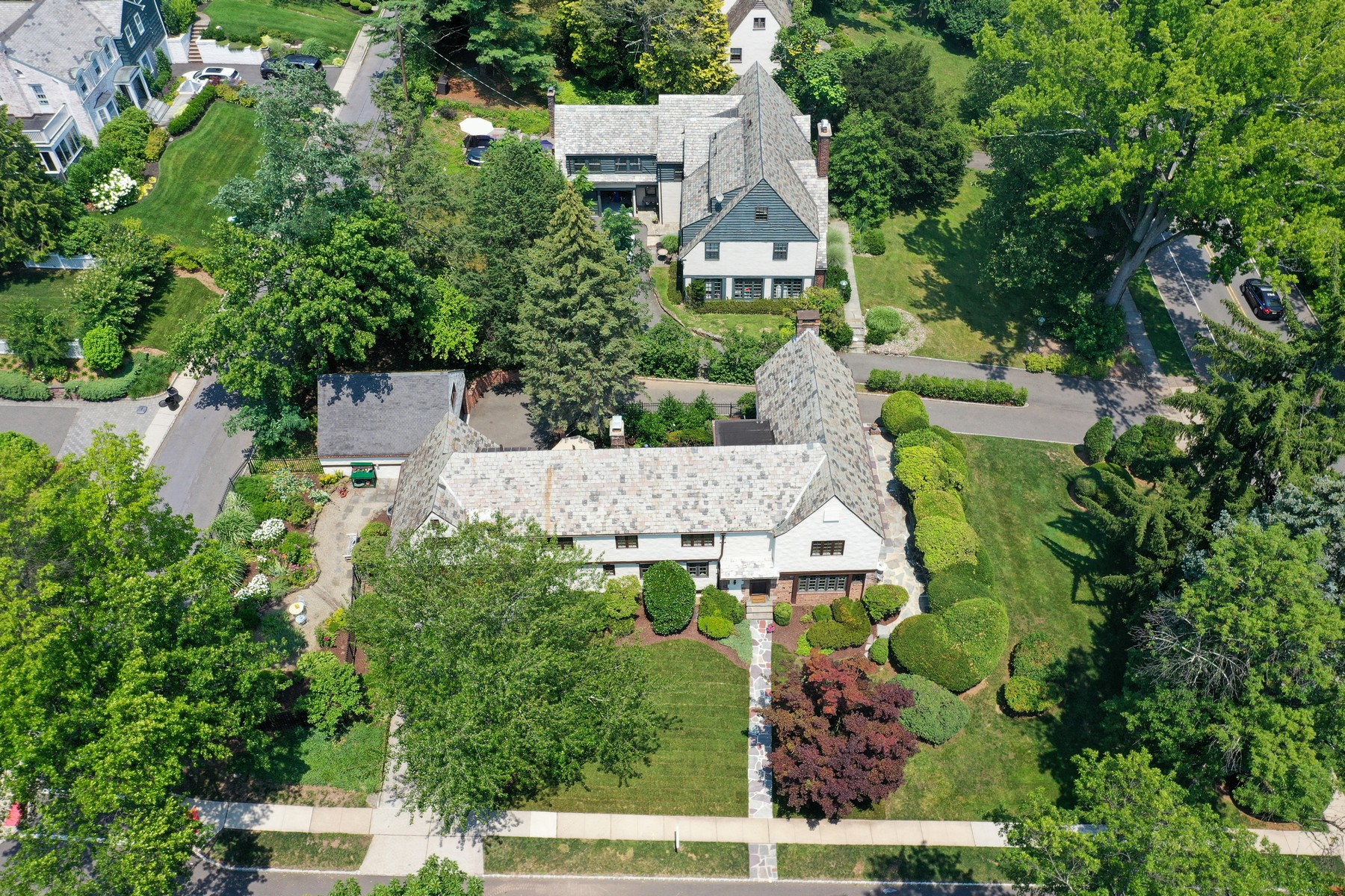 164 South Mountain Avenue 