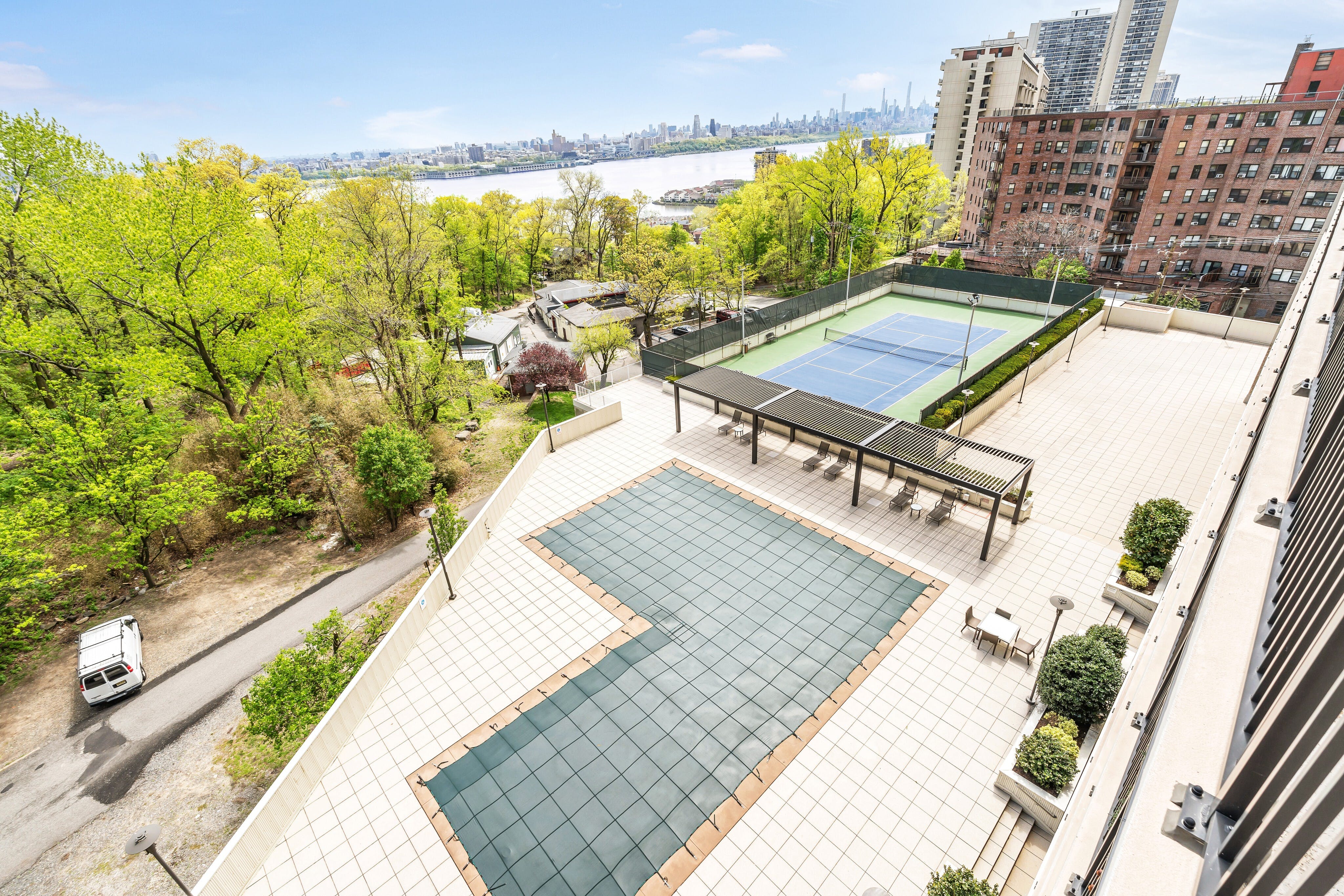 1500 Palisade Avenue Unit# 6C