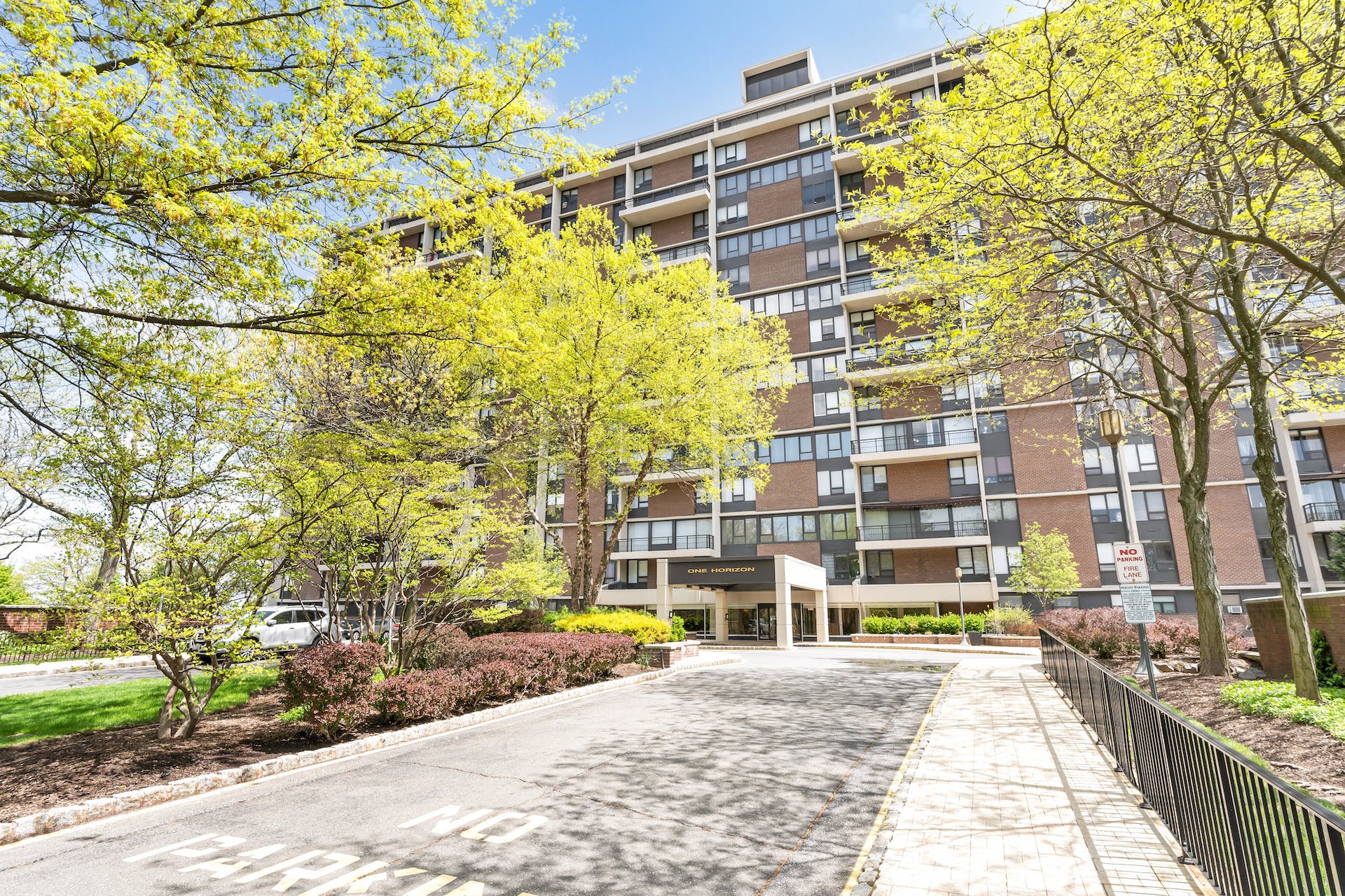1 Horizon Road Unit# 1015
