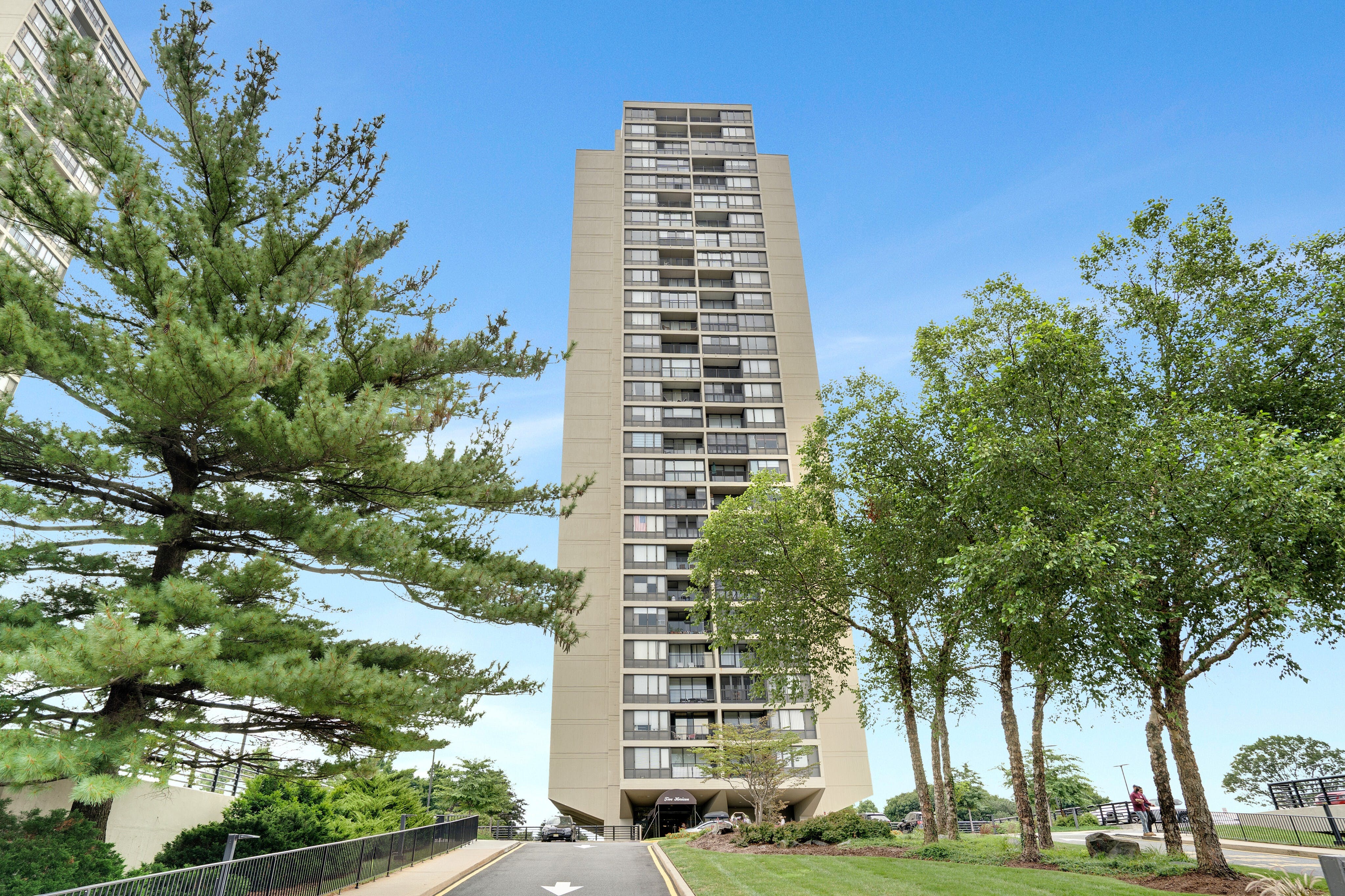 1 Horizon Road Unit# 1015