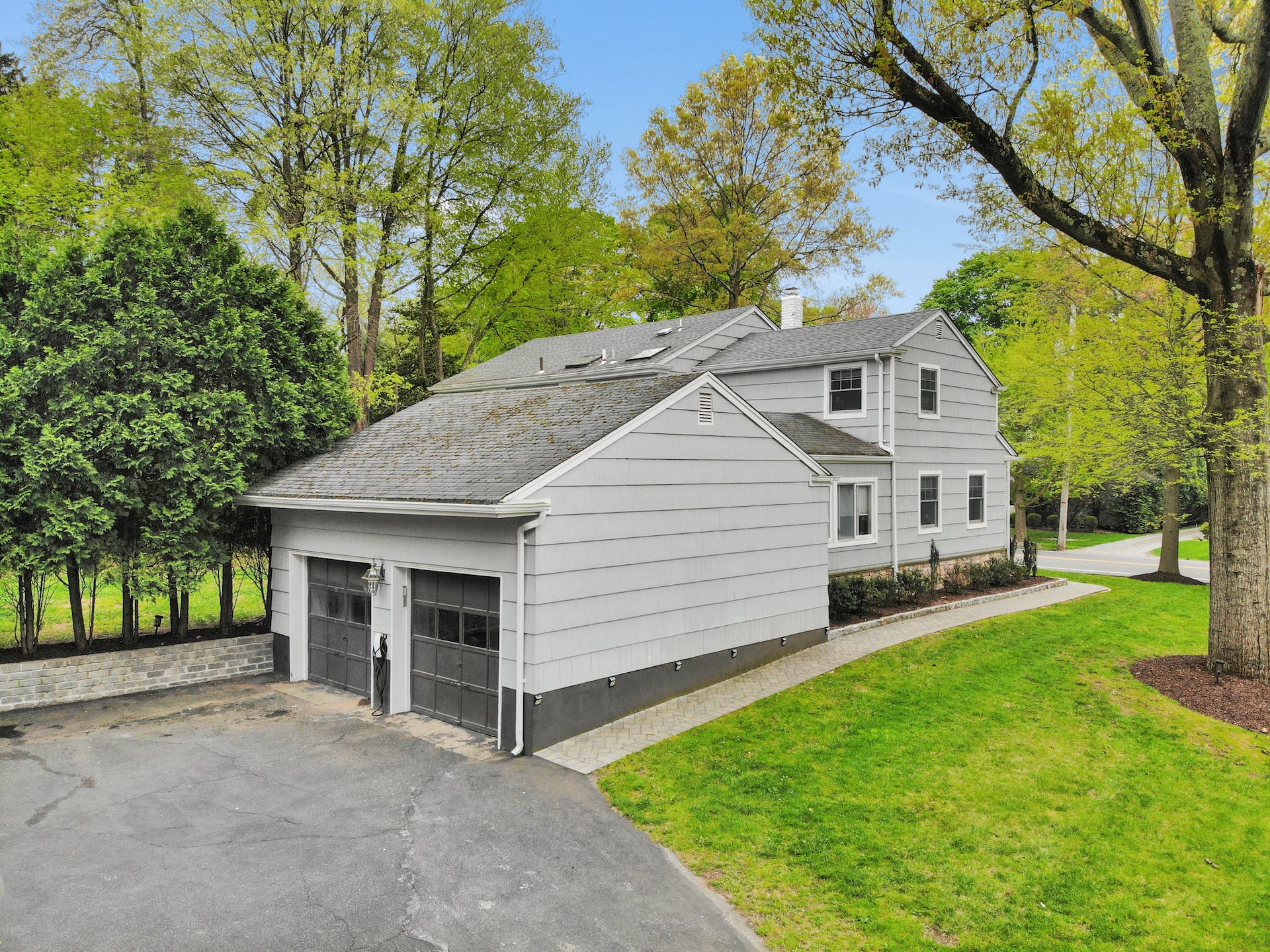 292 Hardenburgh Avenue 