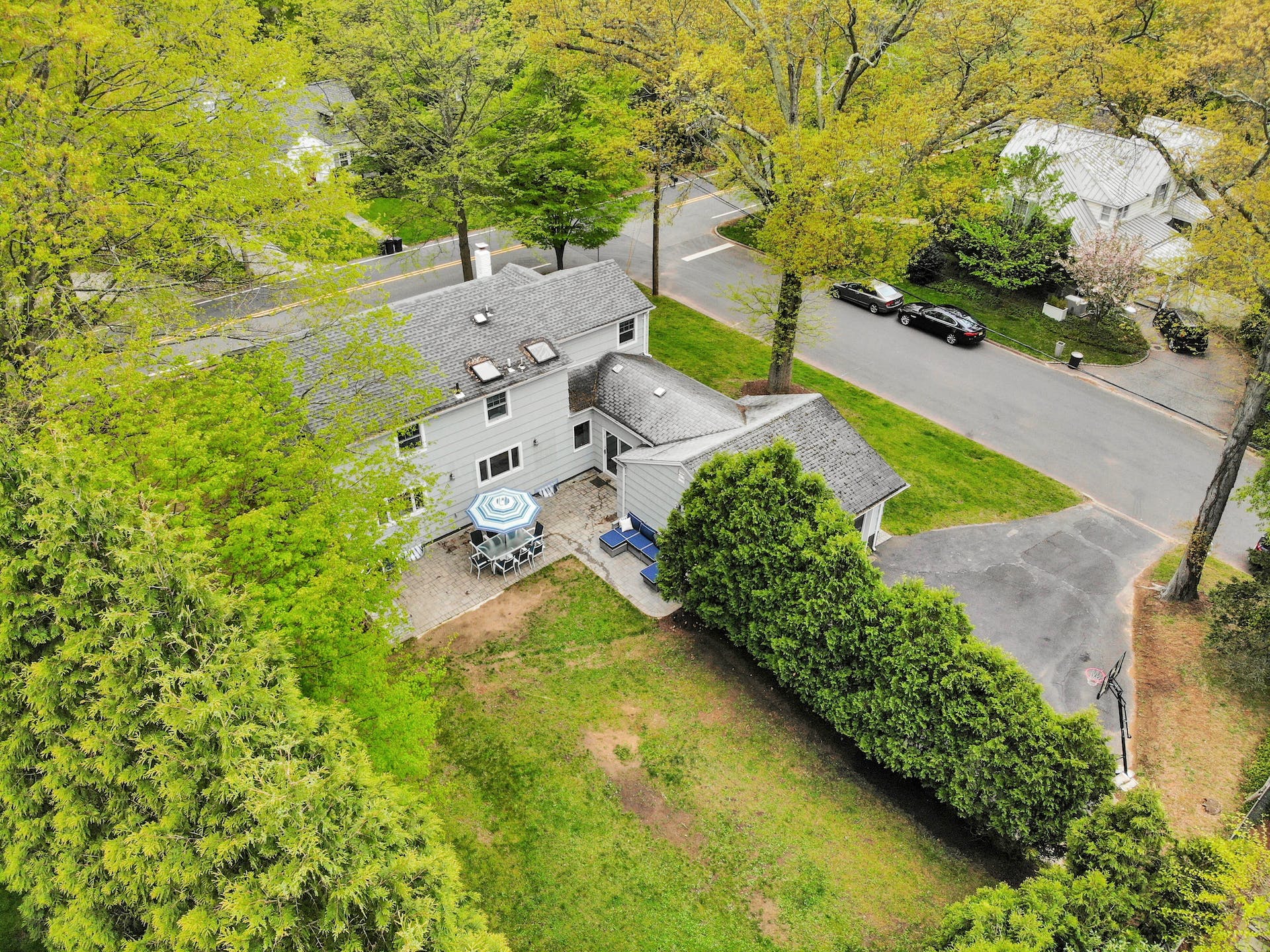 292 Hardenburgh Avenue 