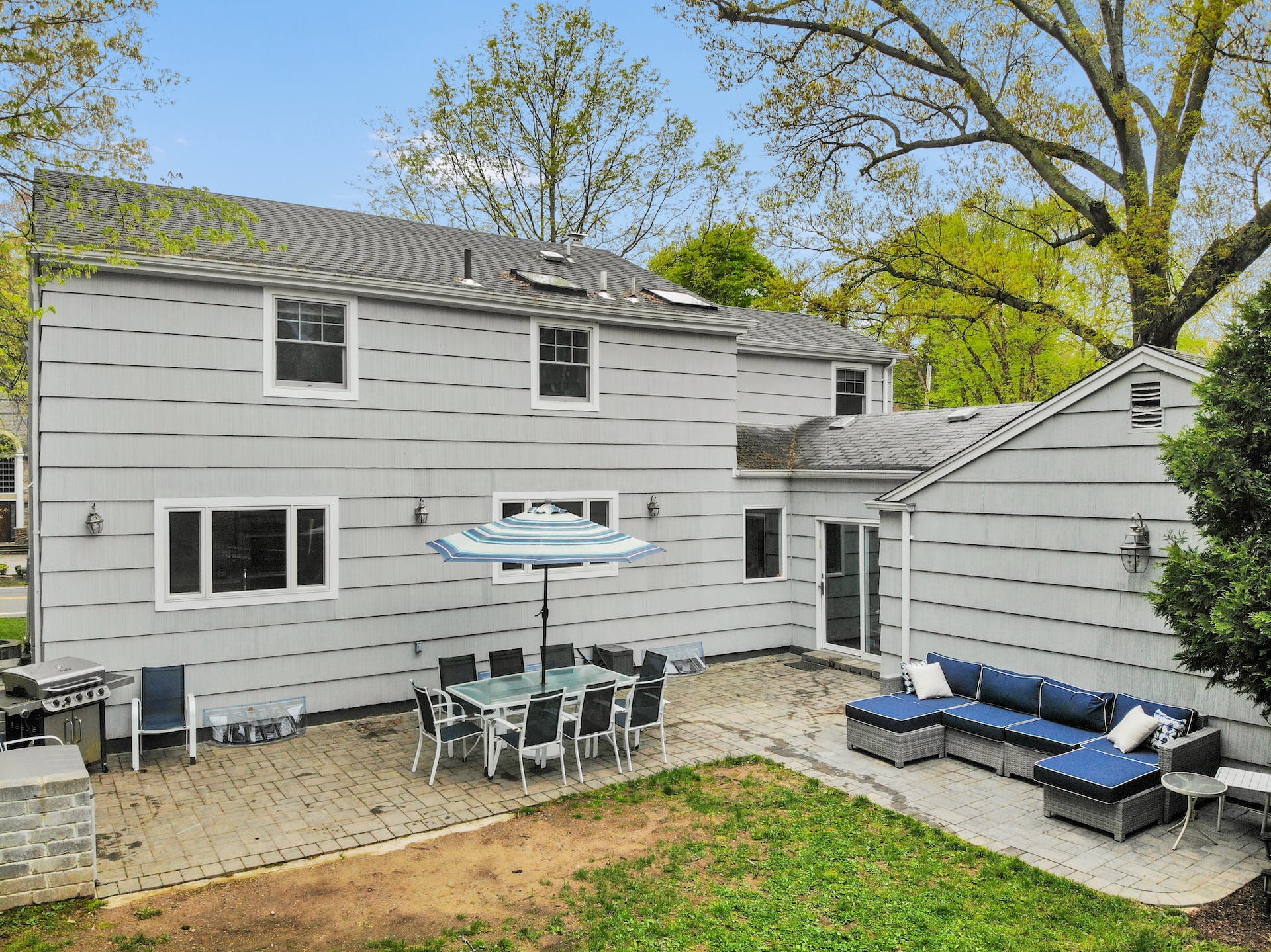 292 Hardenburgh Avenue 