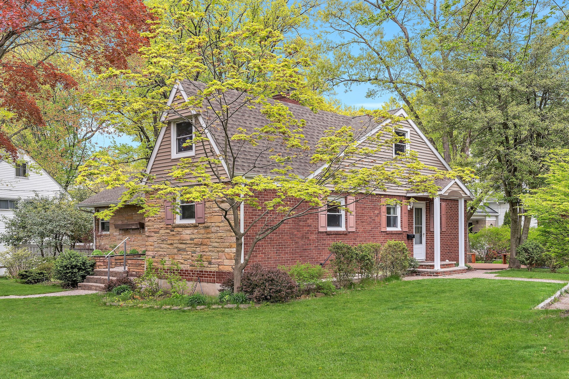 293 Riveredge Road 
