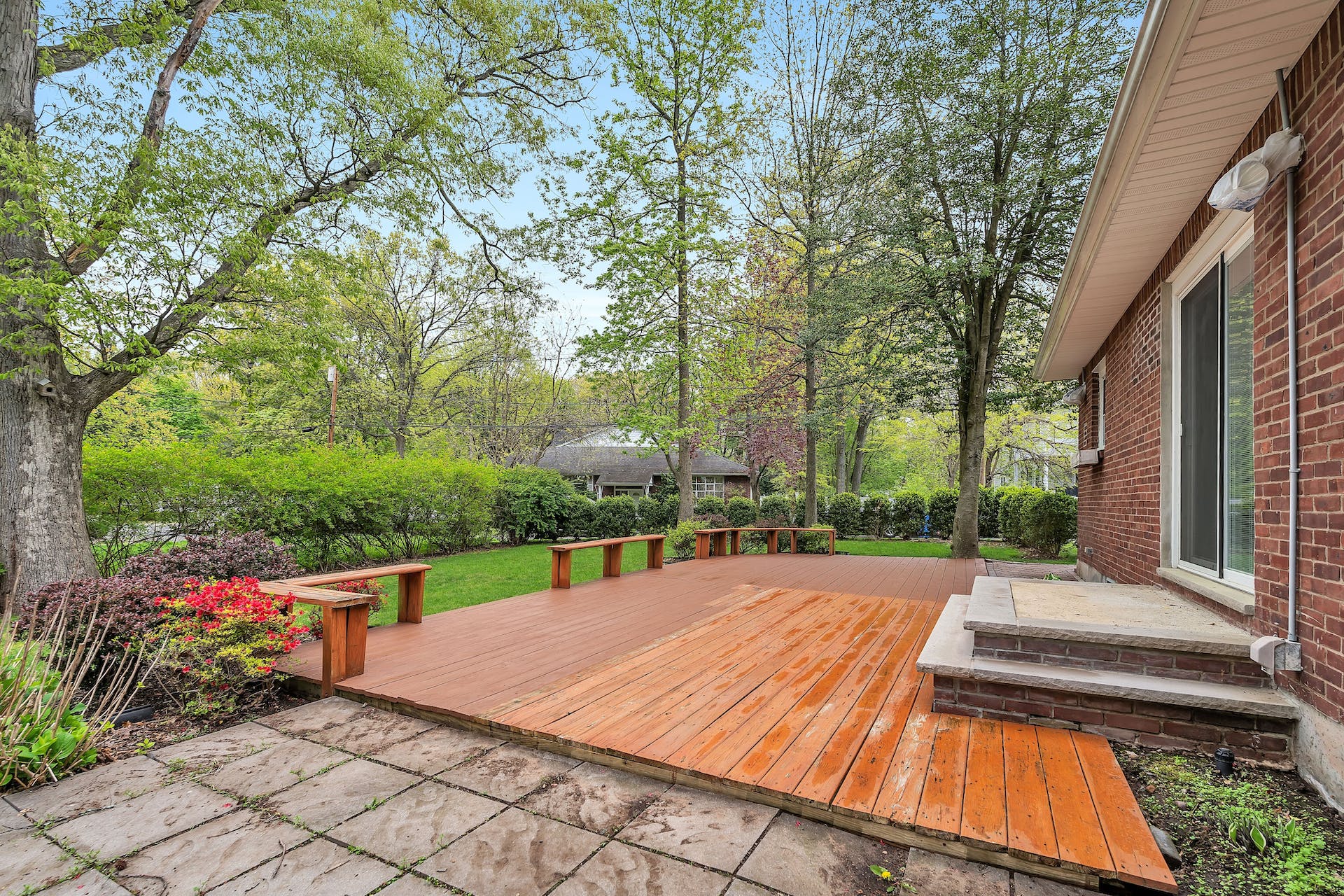 293 Riveredge Road 
