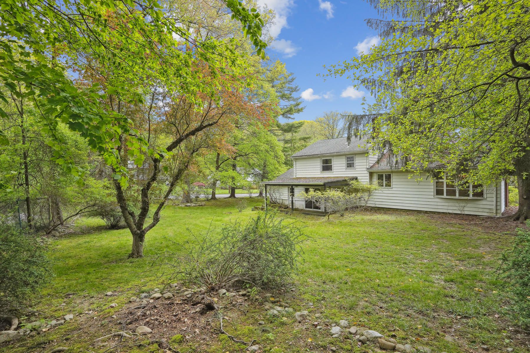 5 Neer Drive 