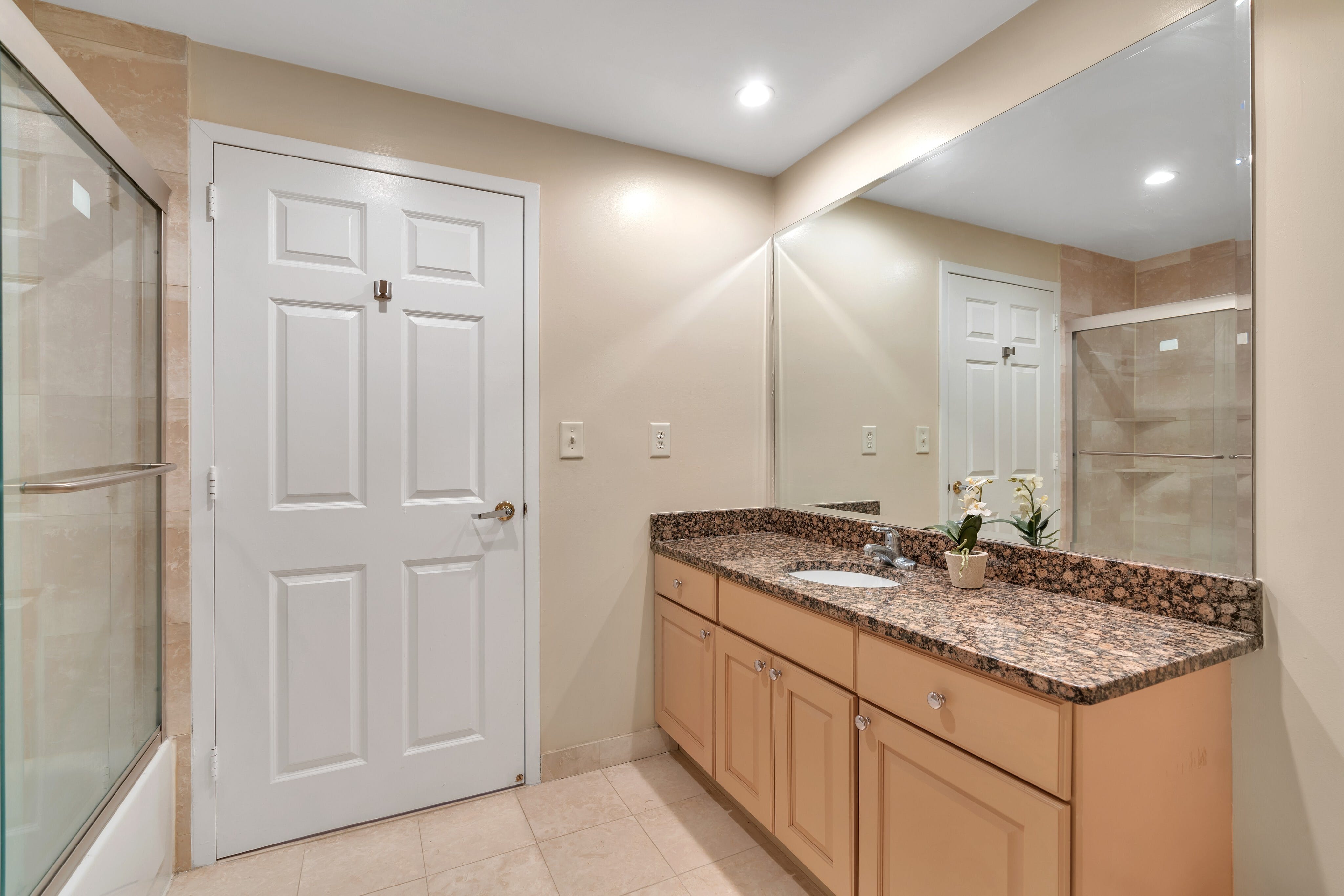 100 Old Palisade Road Unit# 3505