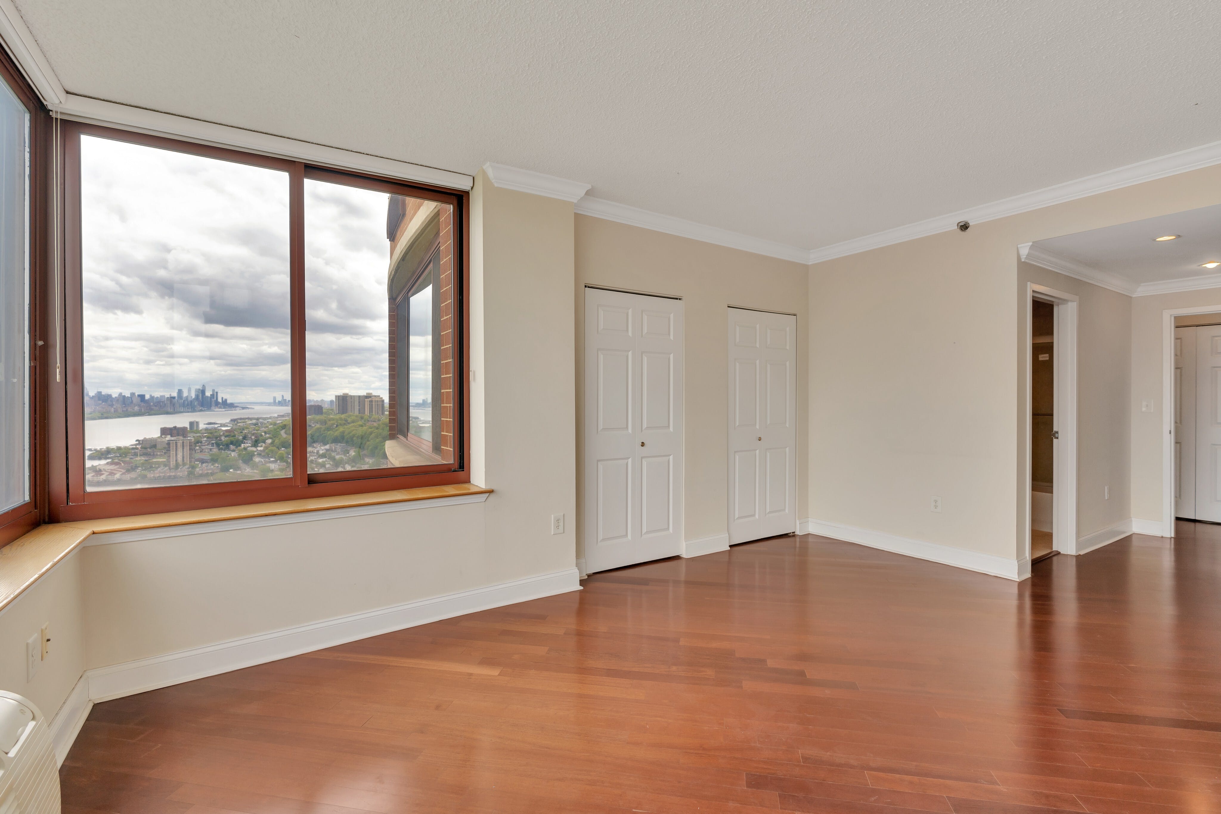 100 Old Palisade Road Unit# 3505