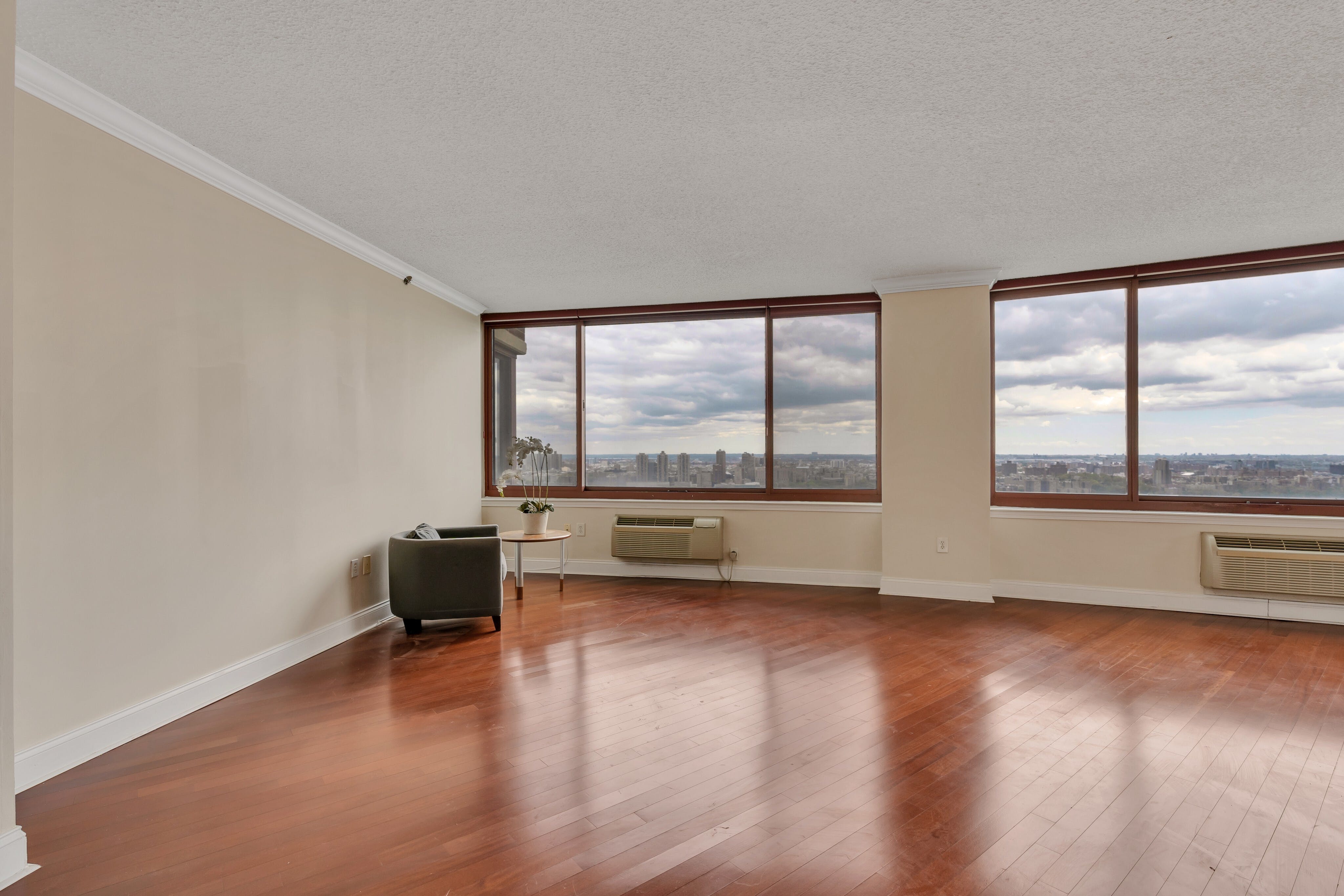 100 Old Palisade Road Unit# 3505