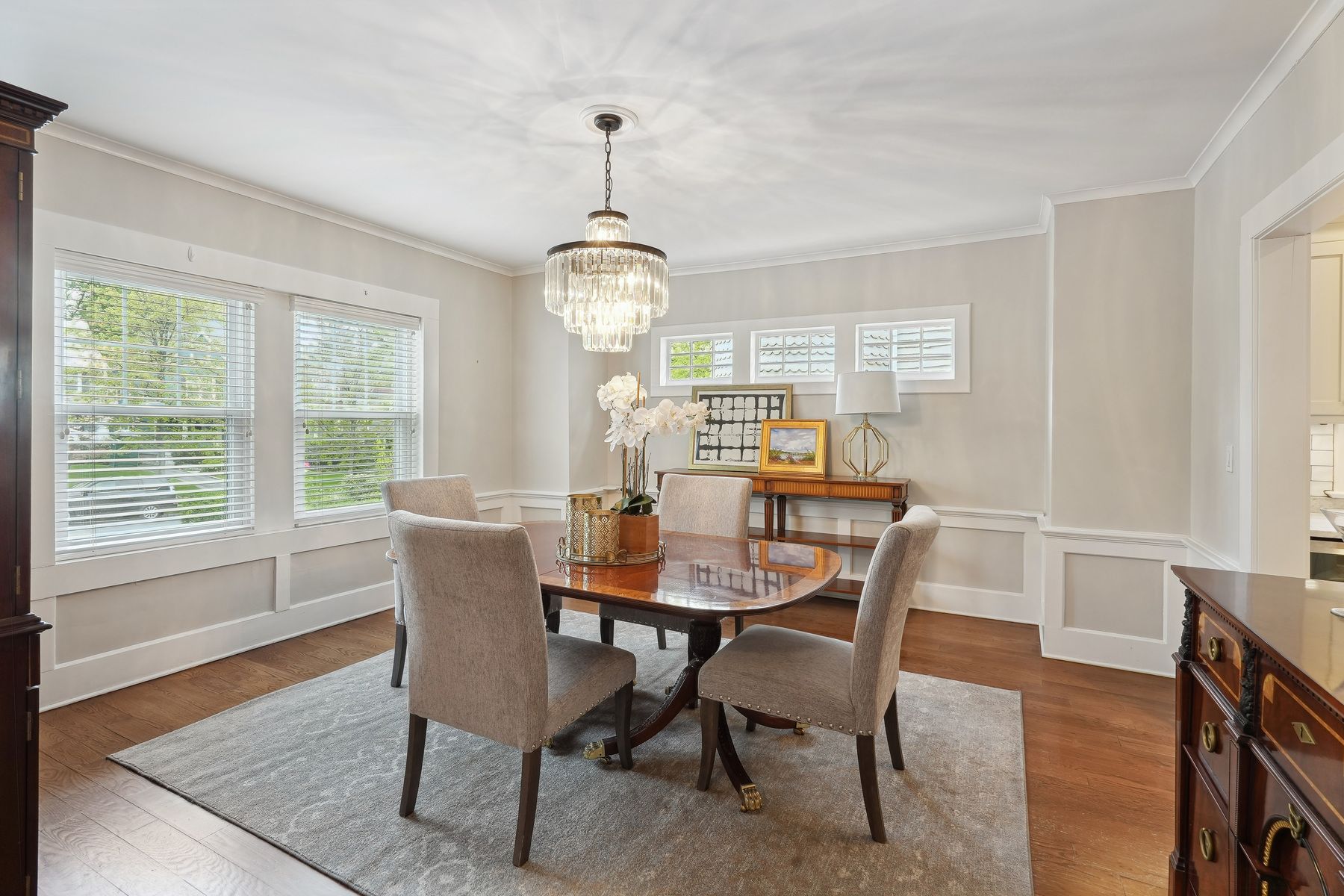 142 Bellevue Ave 