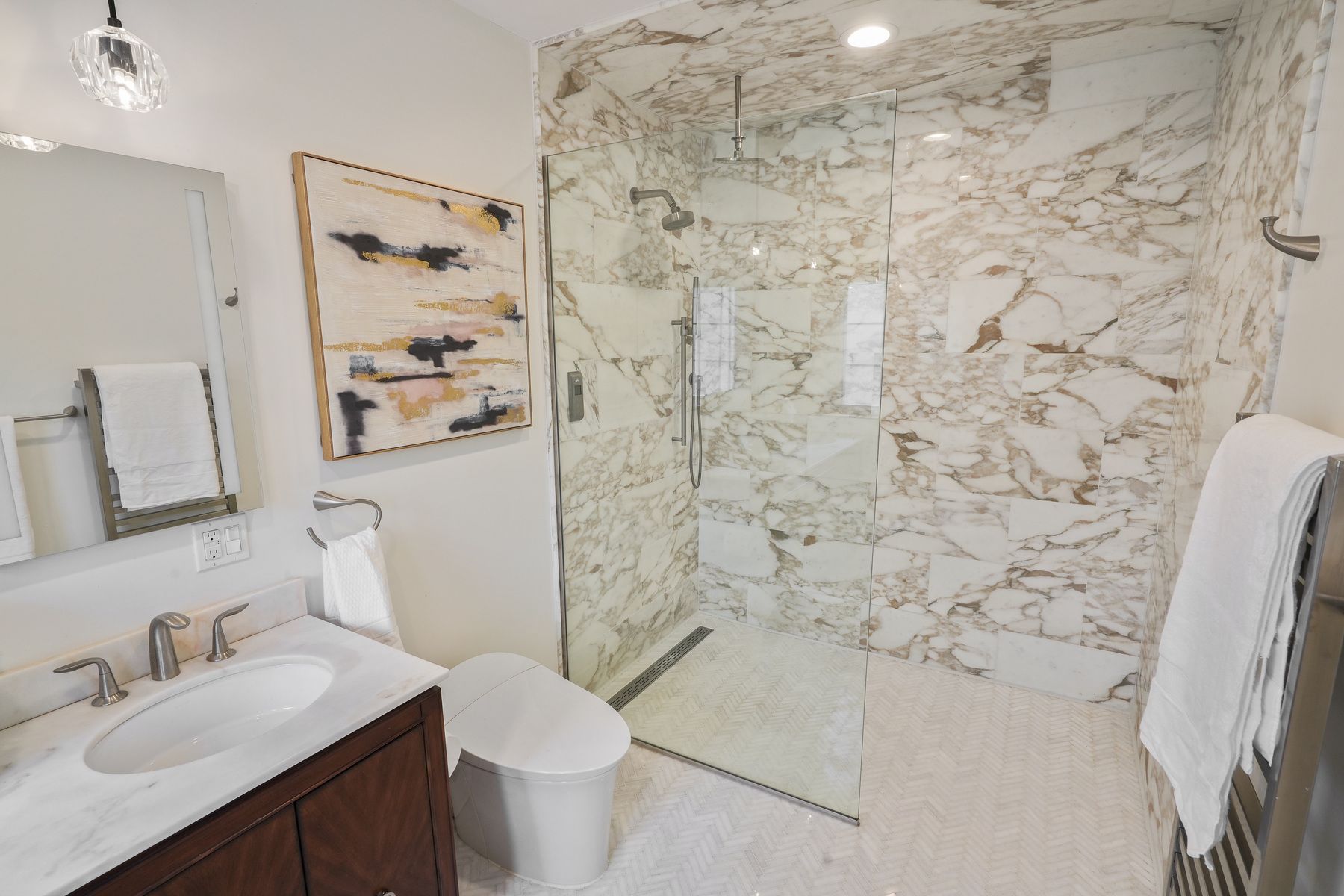 142 Bellevue Ave 
