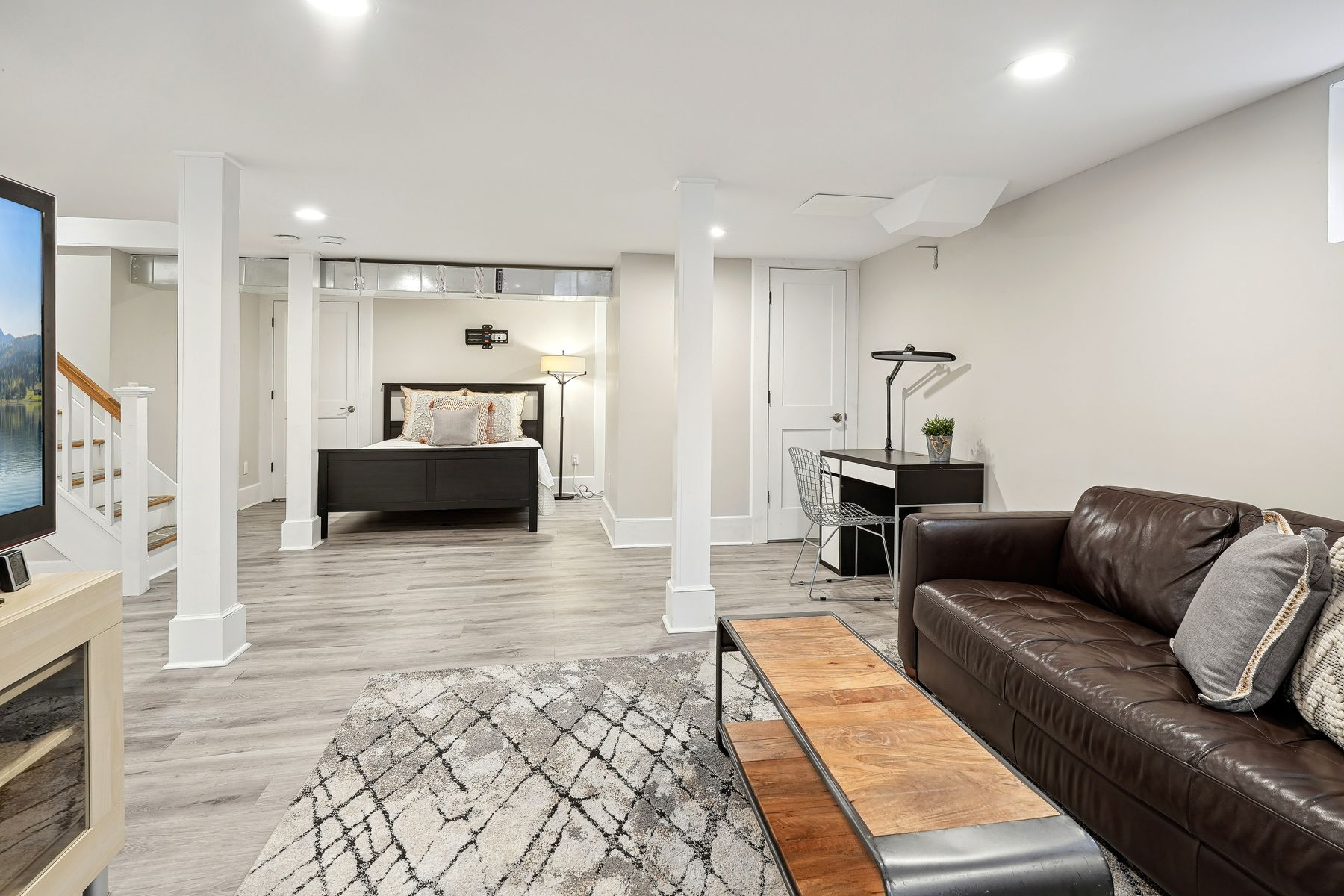 142 Bellevue Ave 
