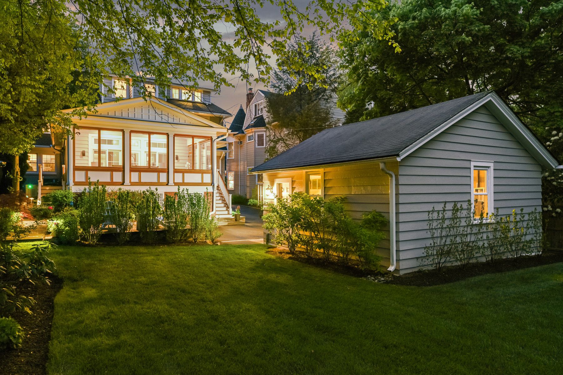 142 Bellevue Ave 
