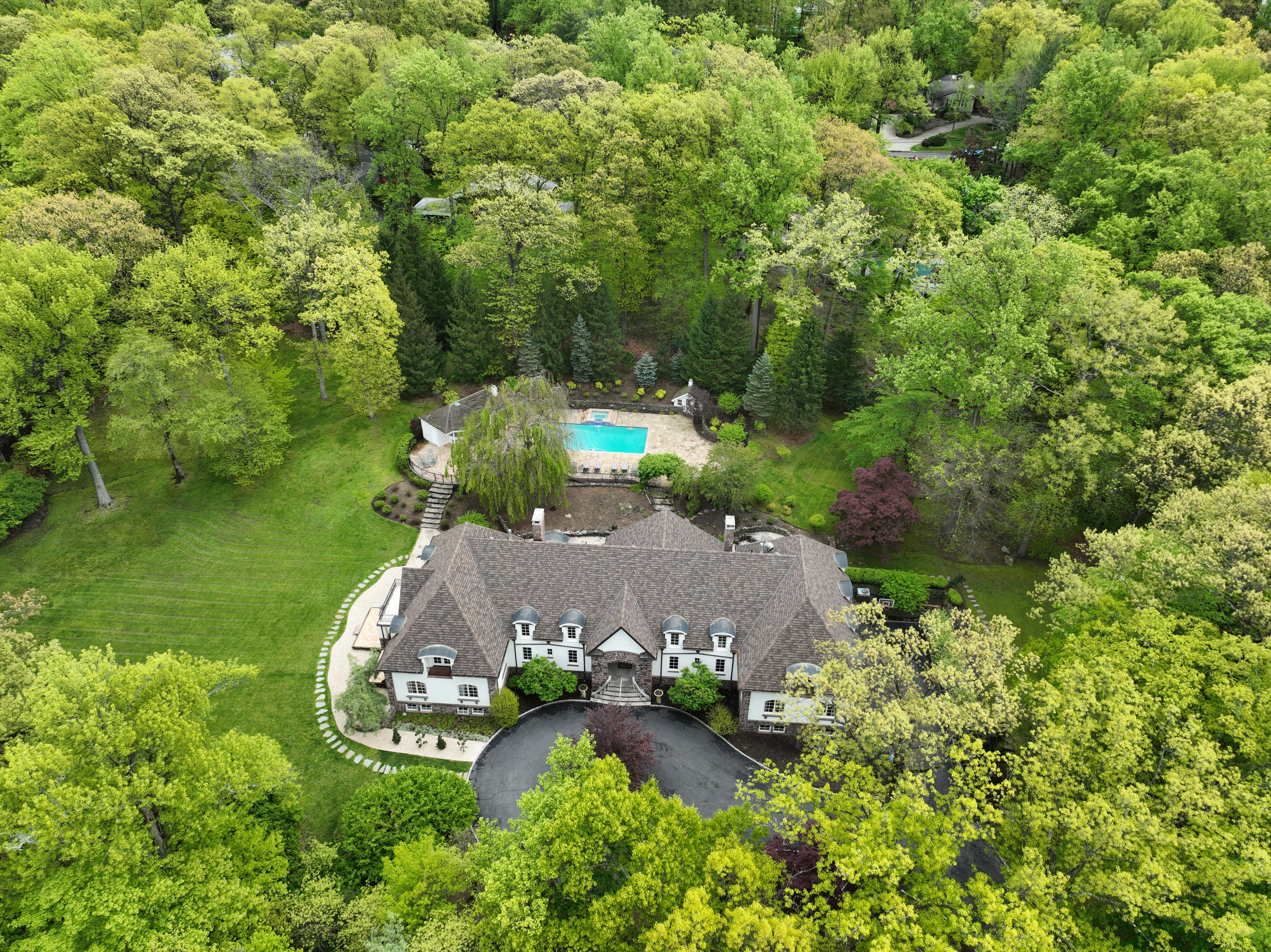 10 Boulder Road 
