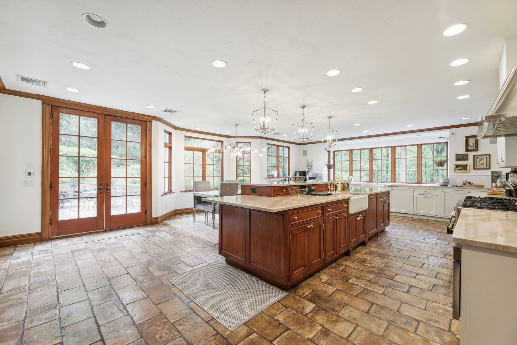 10 Boulder Road 