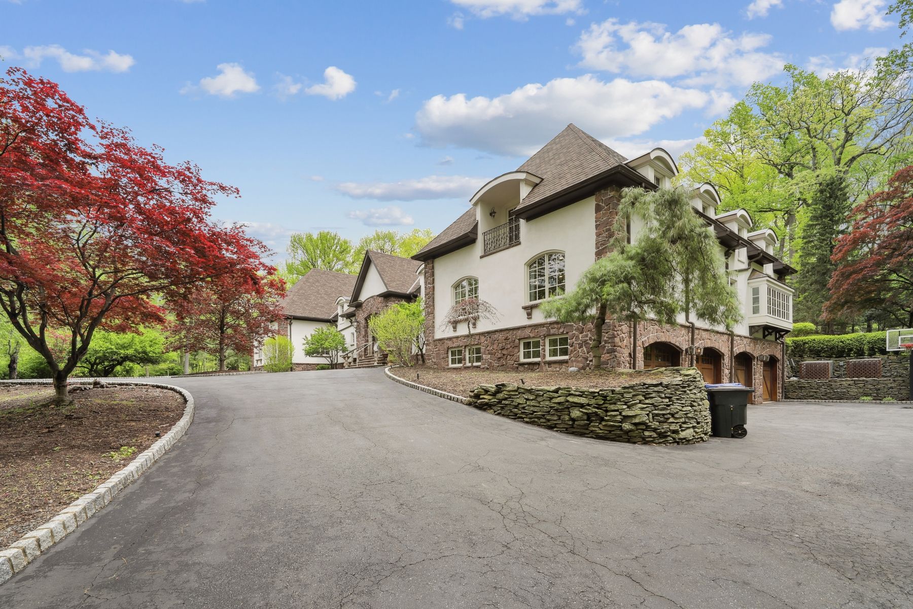 10 Boulder Road 