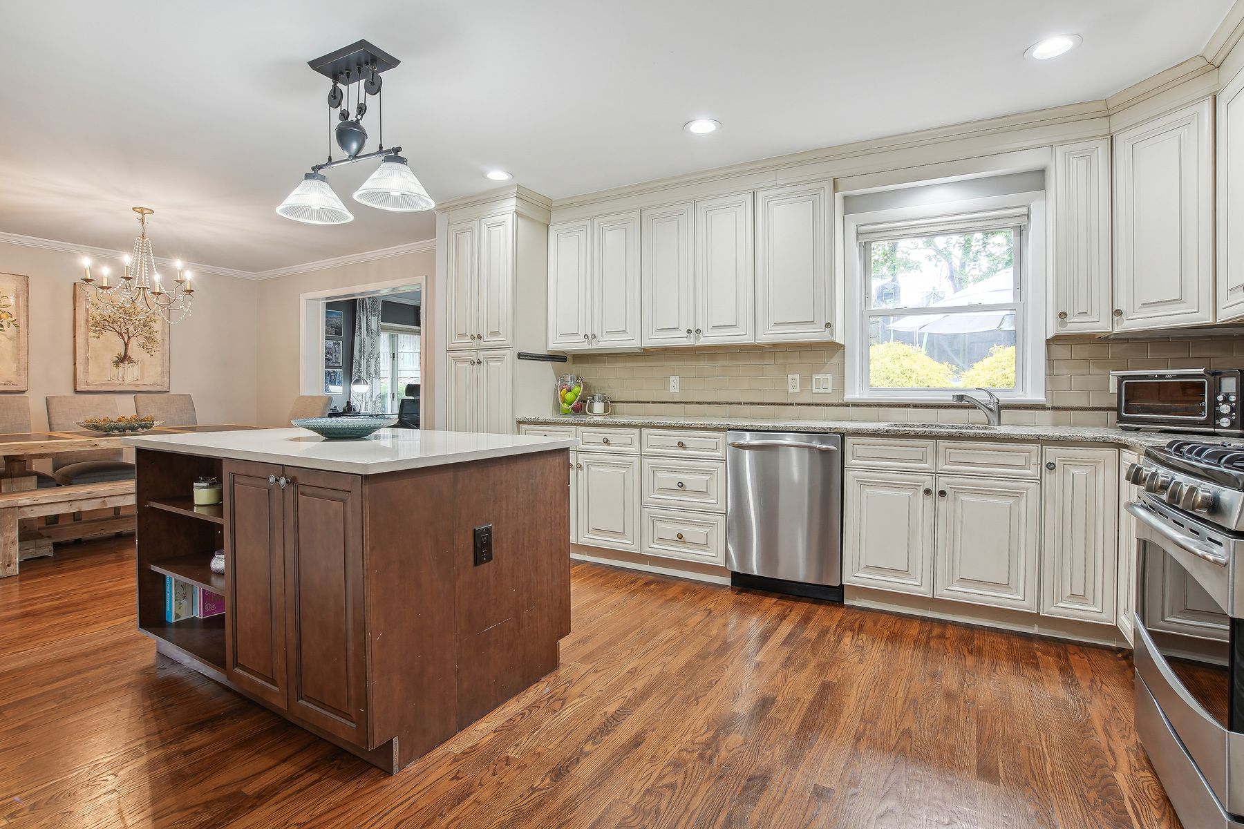 15 Roosevelt Boulevard 