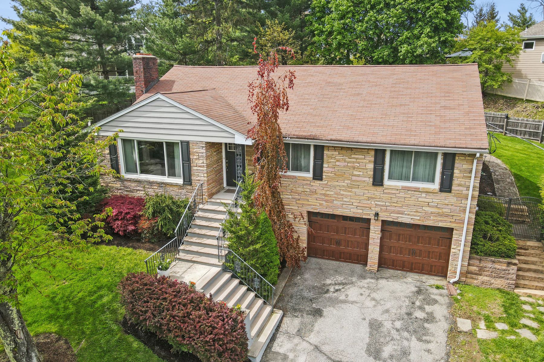 15 Roosevelt Boulevard 