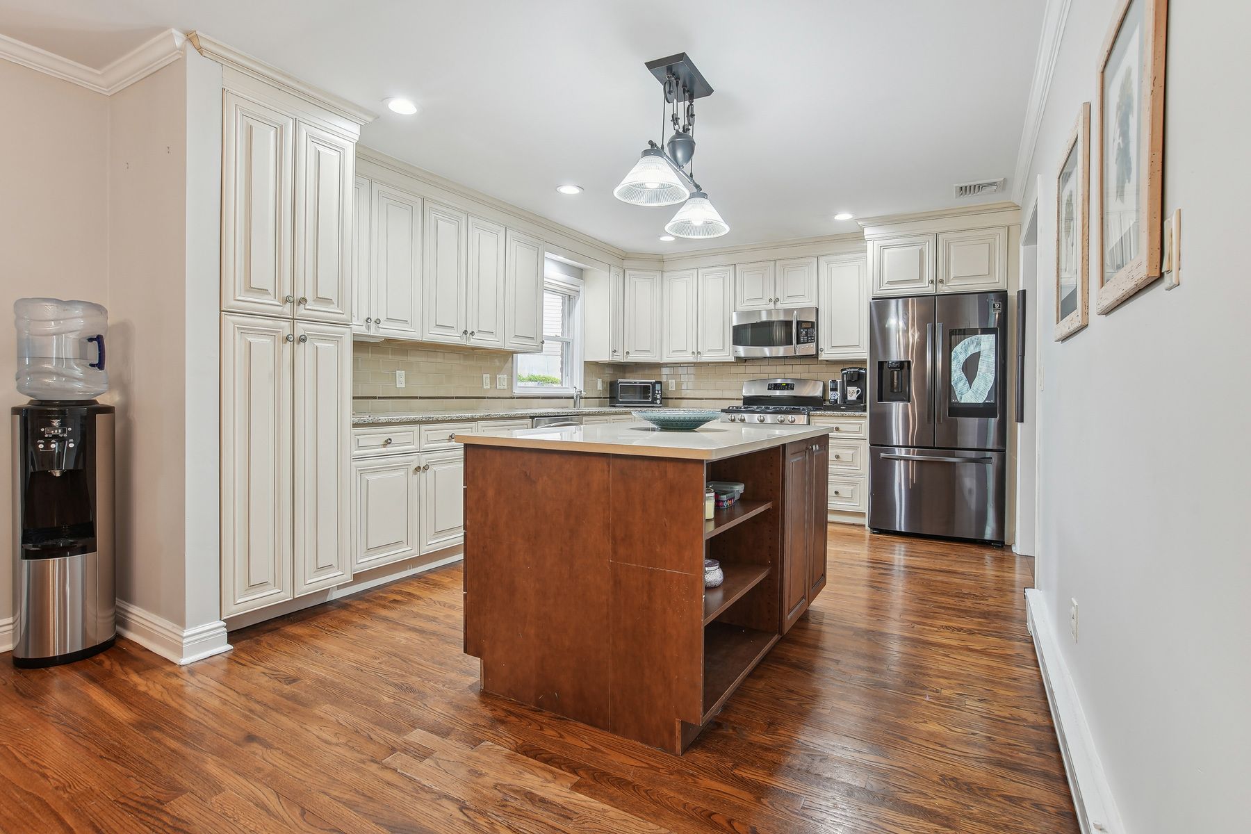 15 Roosevelt Boulevard 