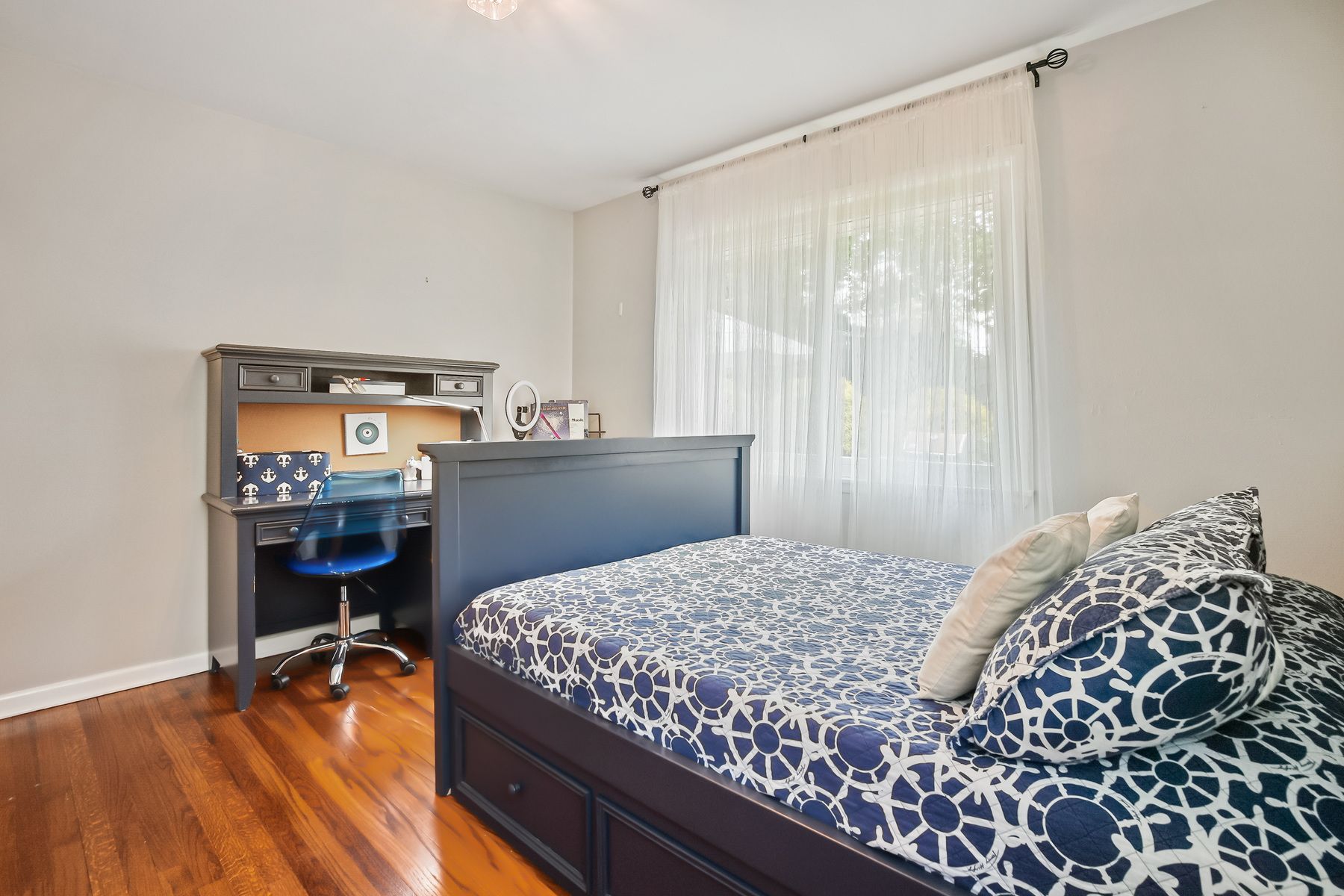 15 Roosevelt Boulevard 