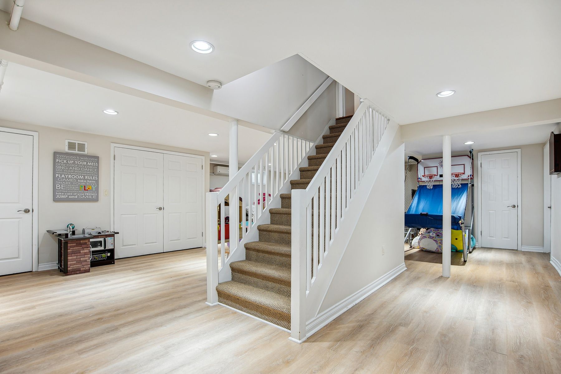 15 Roosevelt Boulevard 
