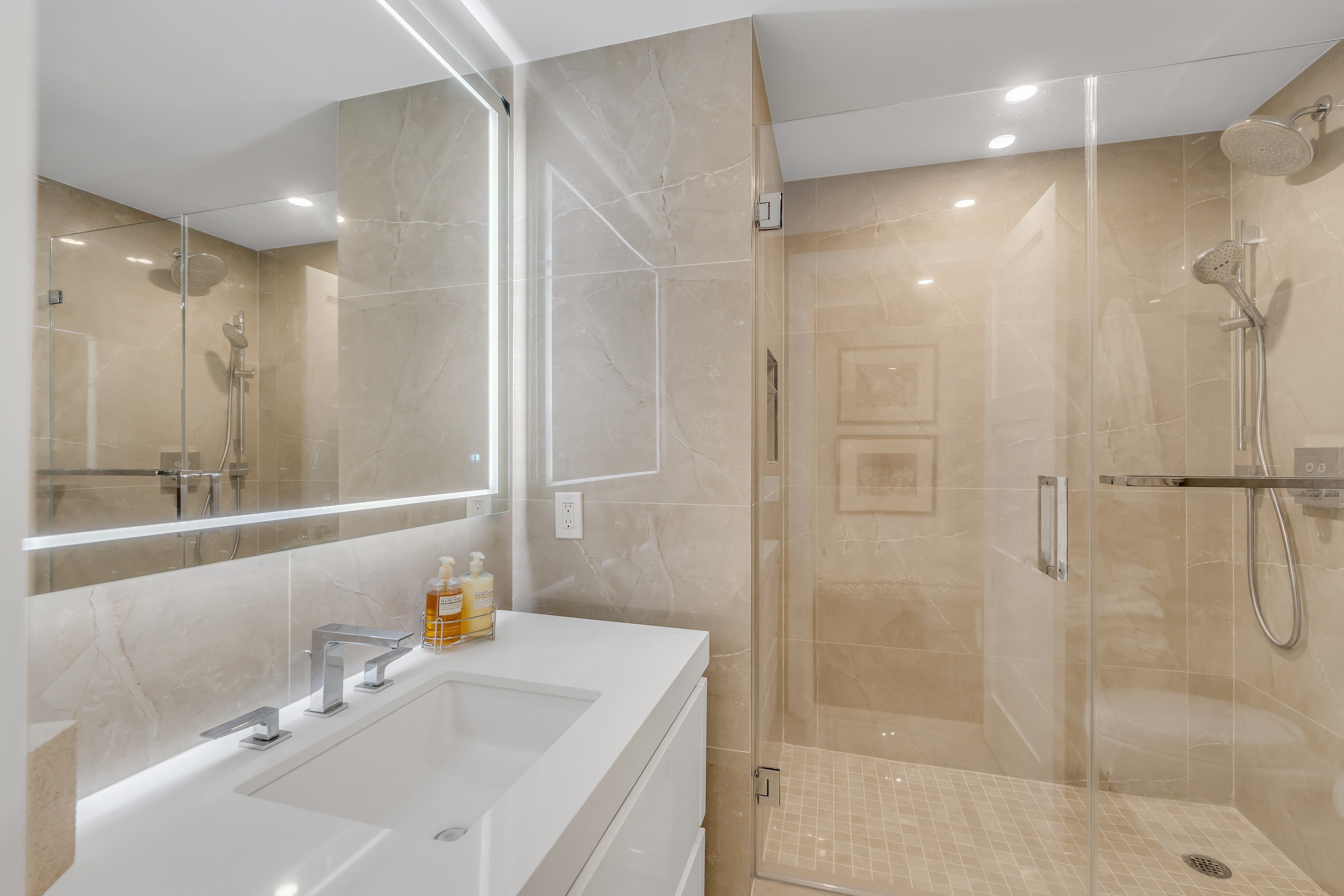 1500 Palisade Avenue Unit# 14E
