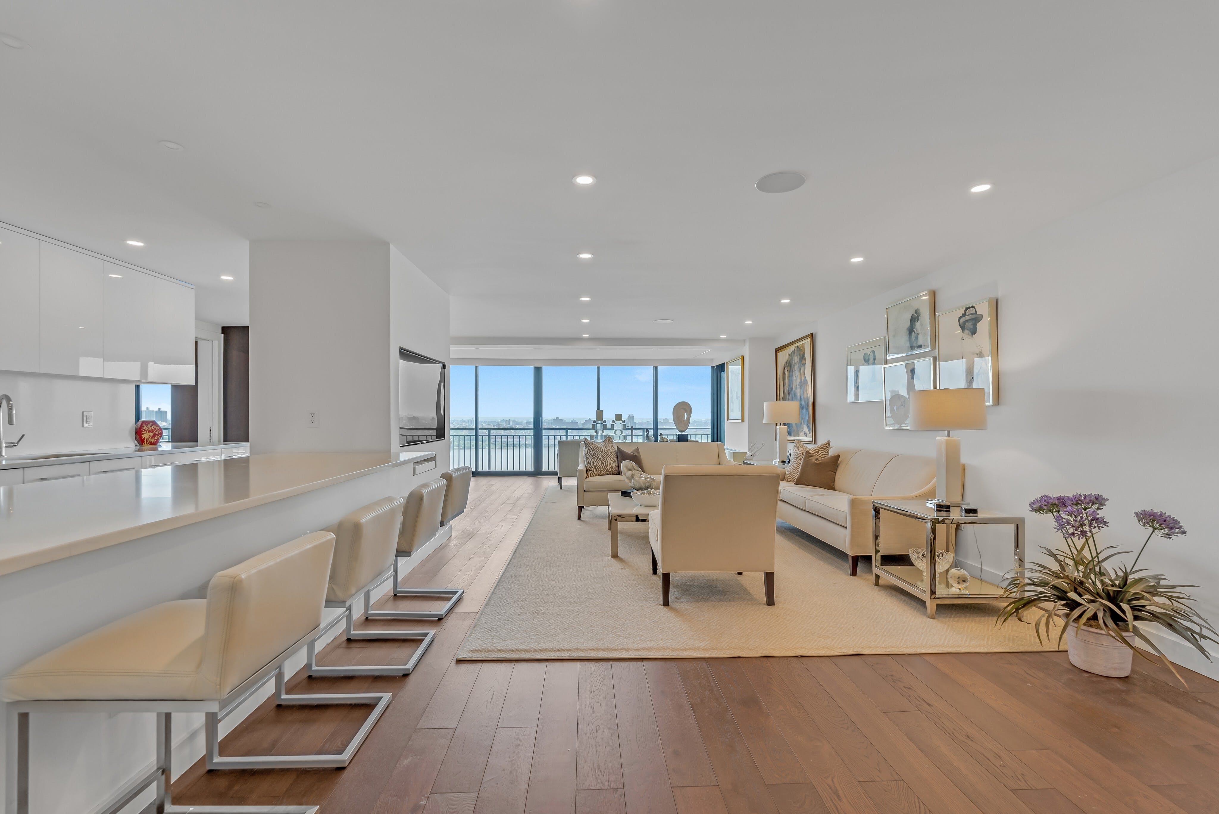 1500 Palisade Avenue Unit# 14E