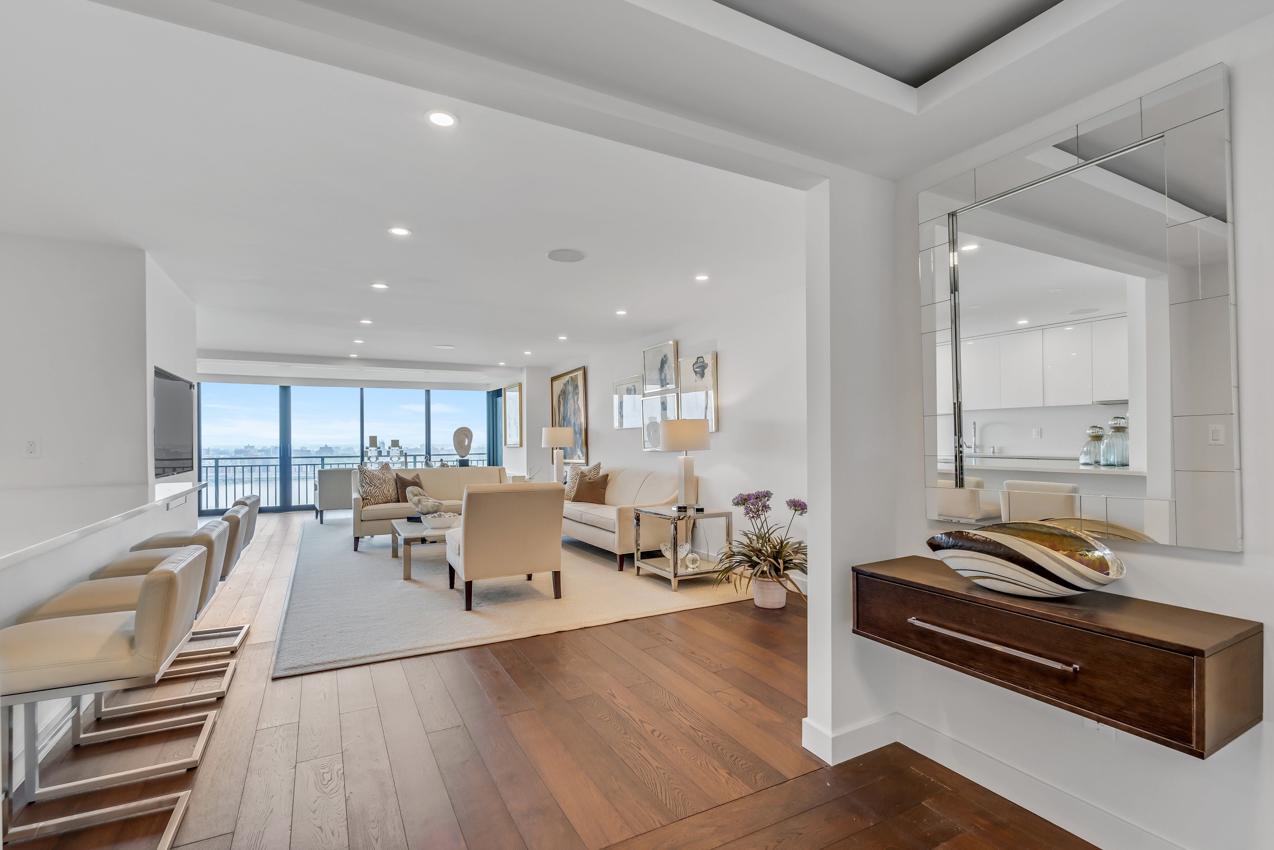 1500 Palisade Avenue Unit# 14E