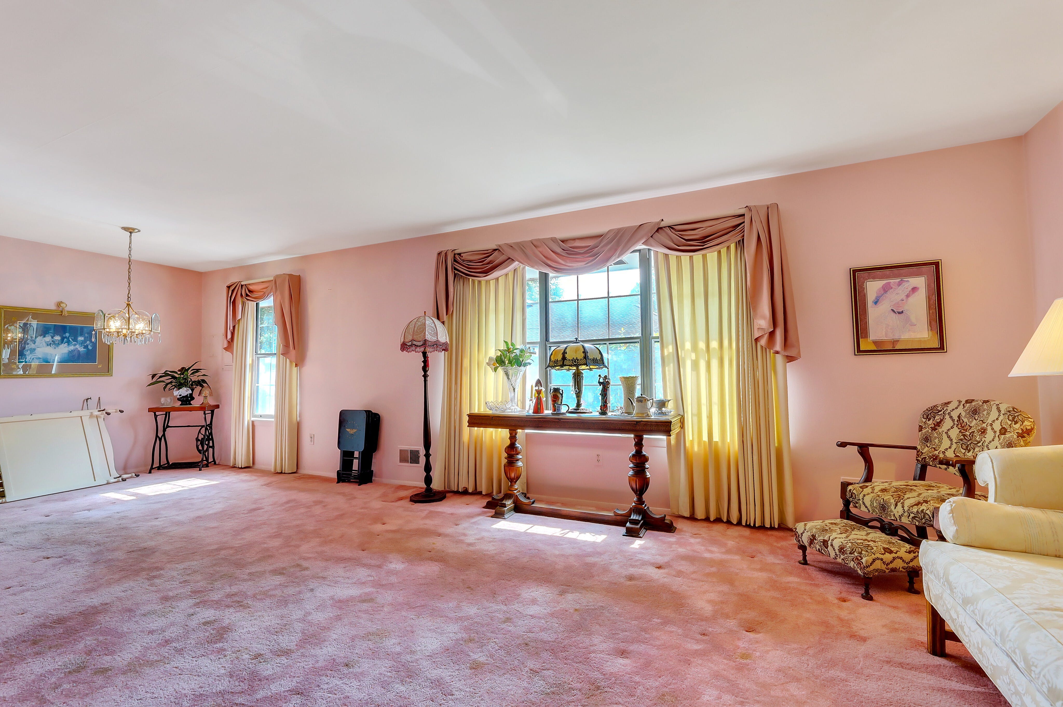 27-4 Tamaron Drive 
