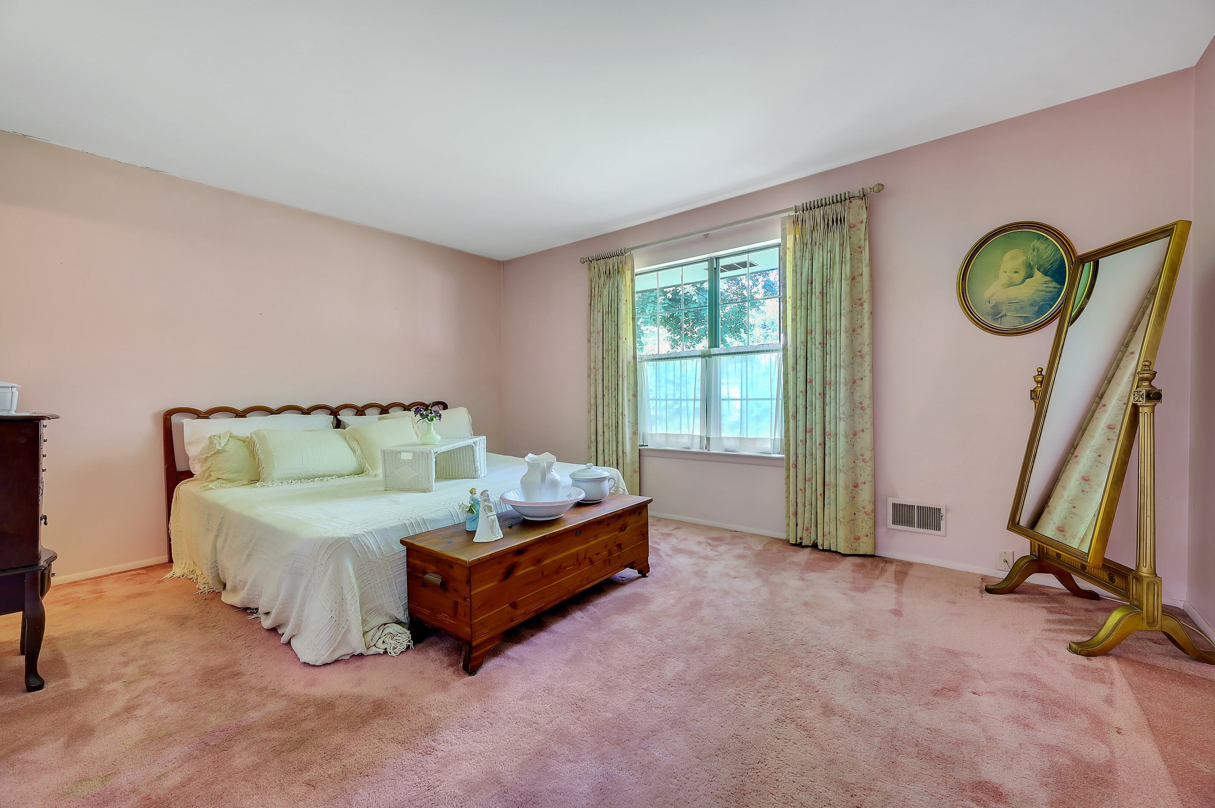 27-4 Tamaron Drive 