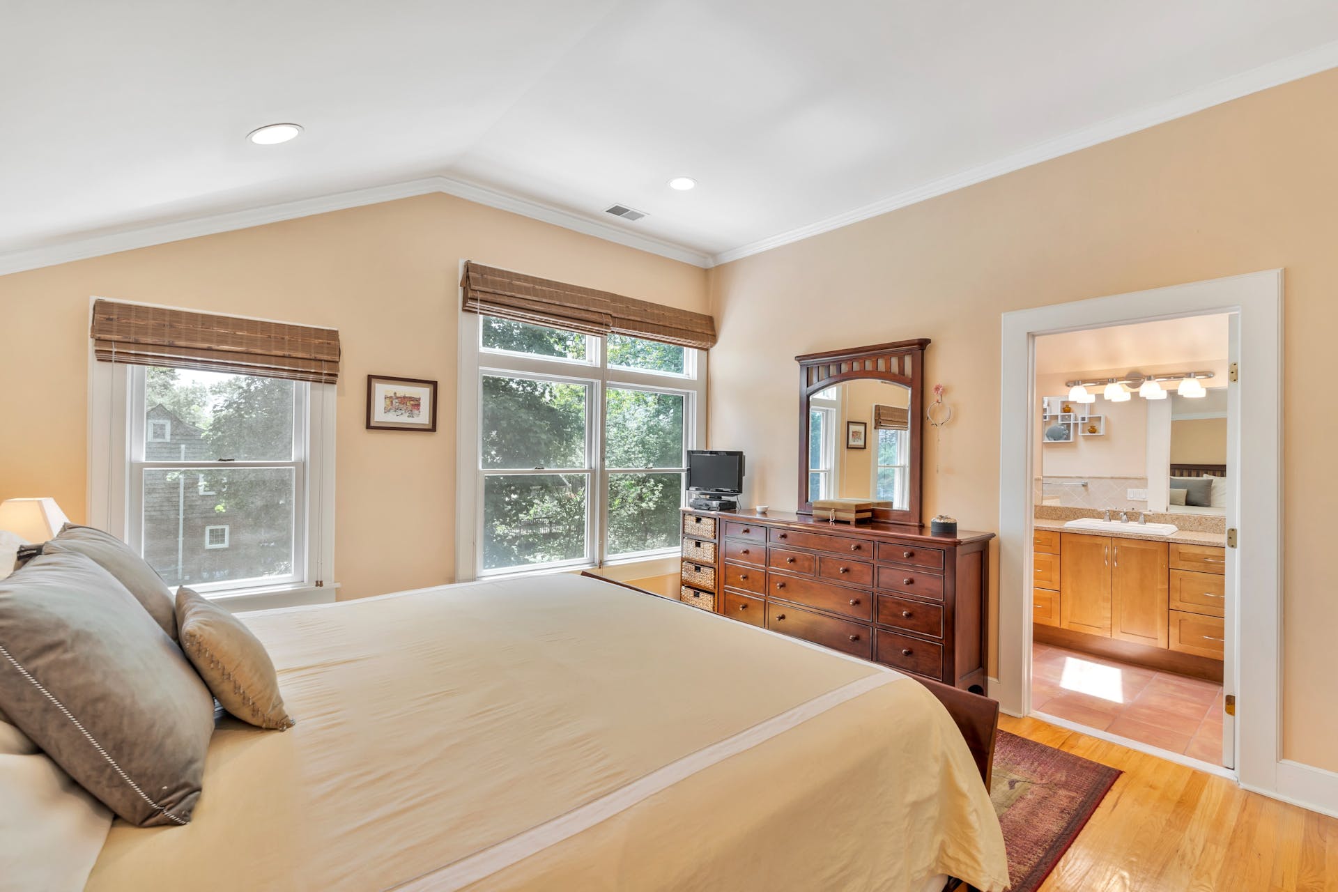 106 Gordon Avenue 