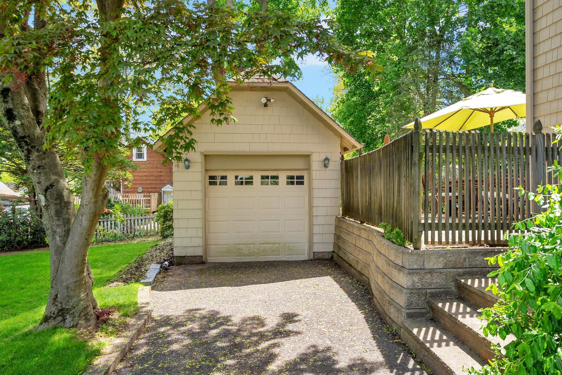 106 Gordon Avenue 