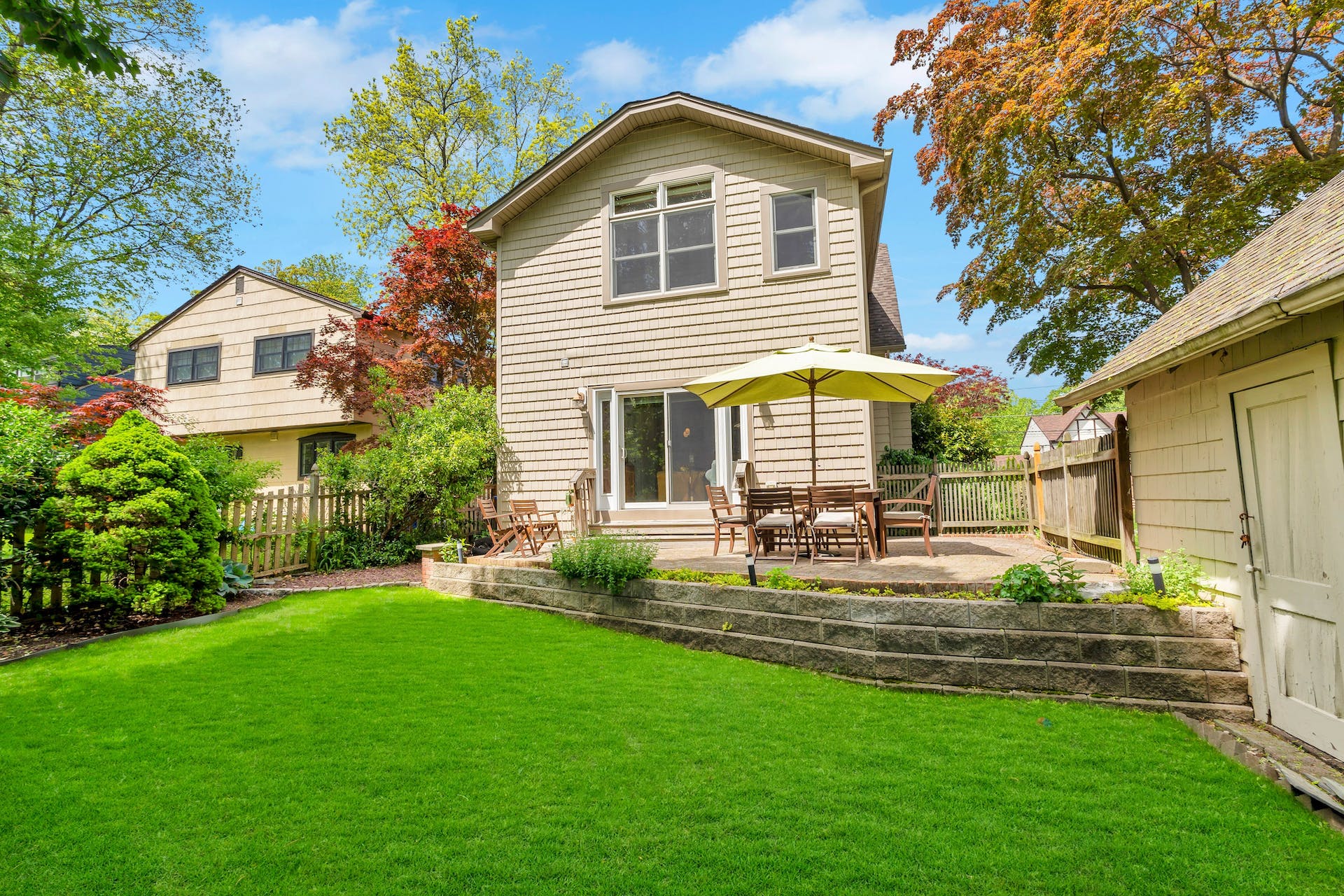 106 Gordon Avenue 