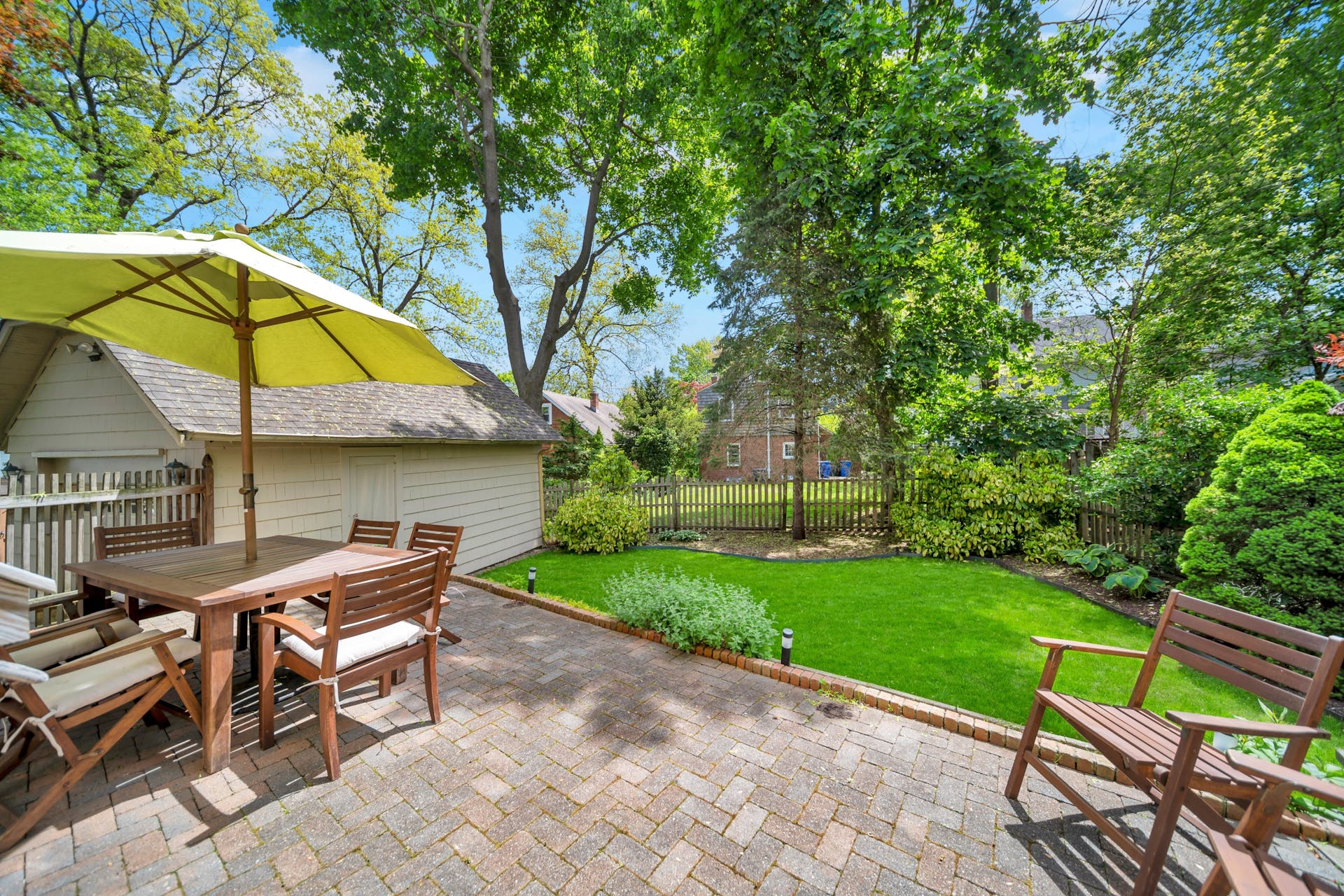 106 Gordon Avenue 