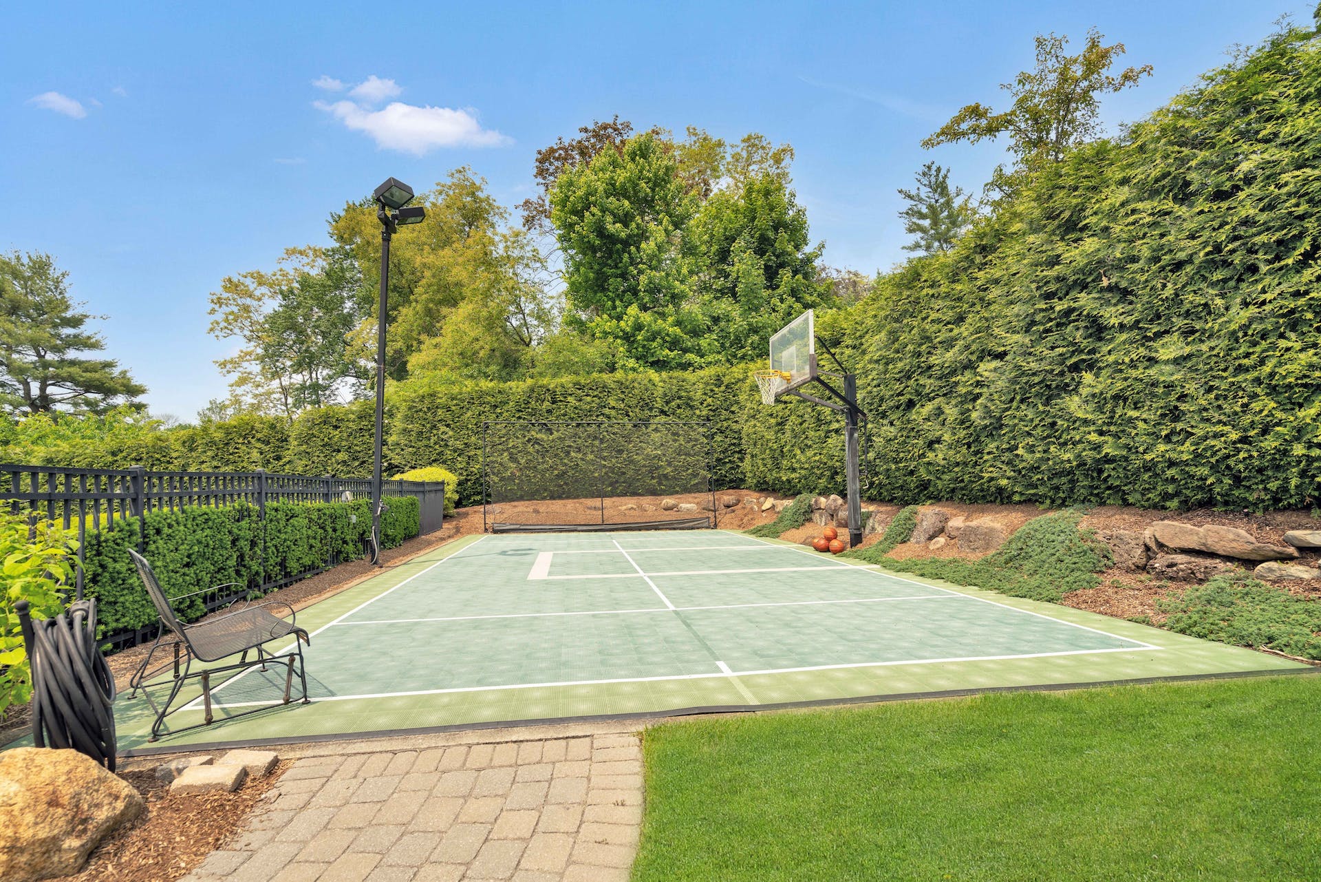 511 East Saddle River Road 