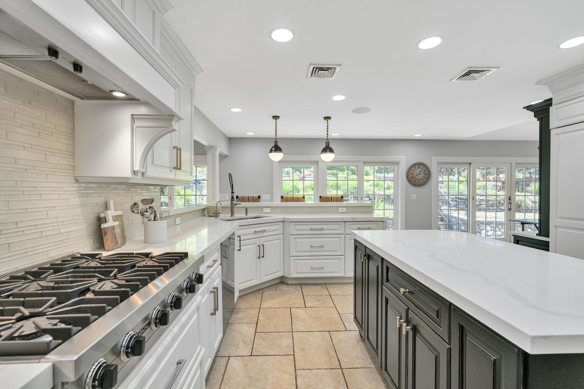 511 East Saddle River Road 