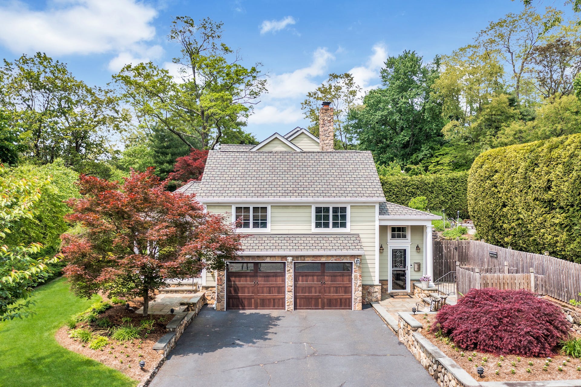 511 East Saddle River Road 