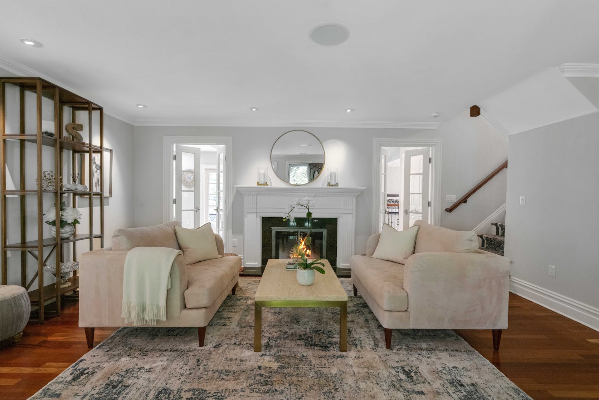 511 East Saddle River Road 