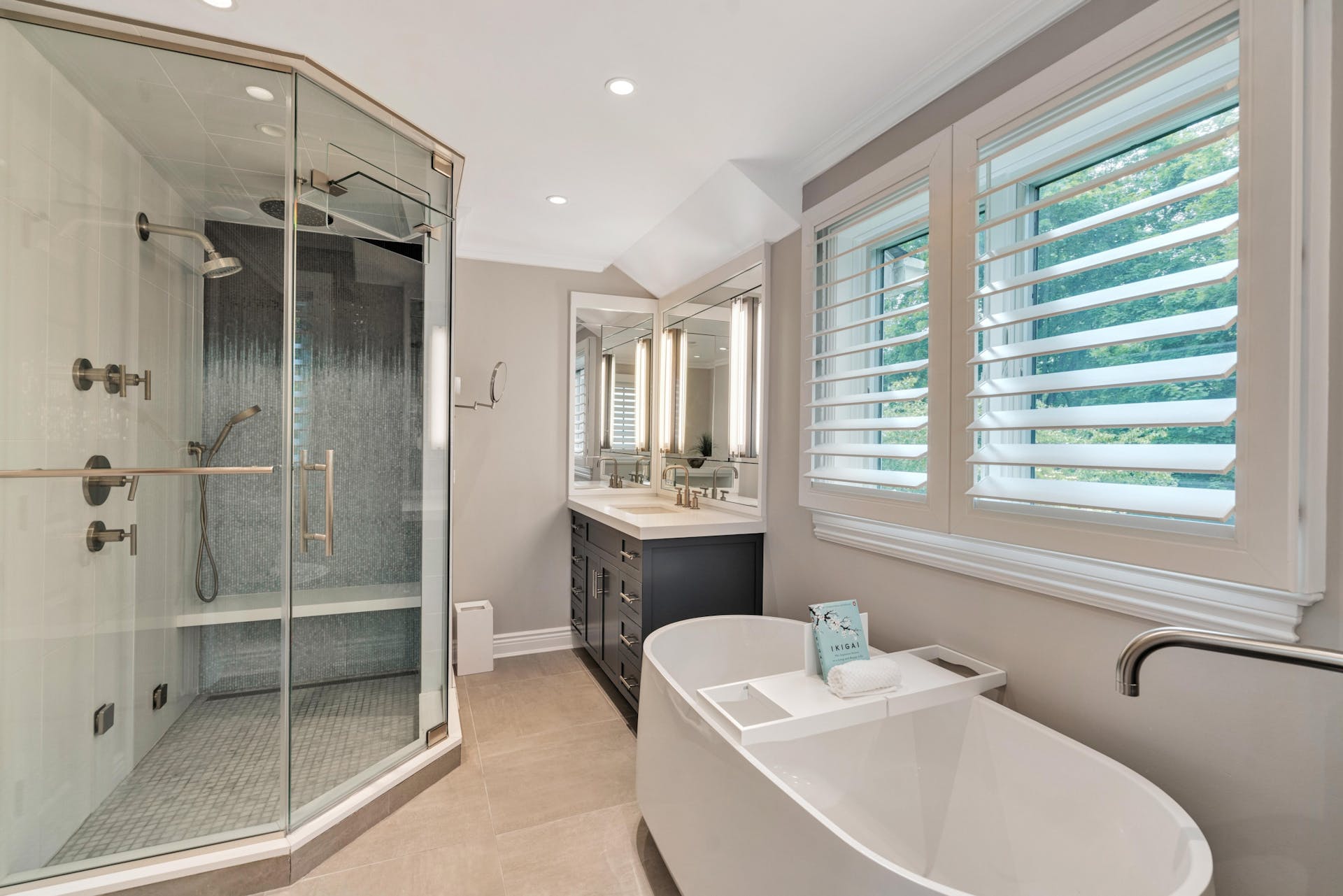 511 East Saddle River Road 