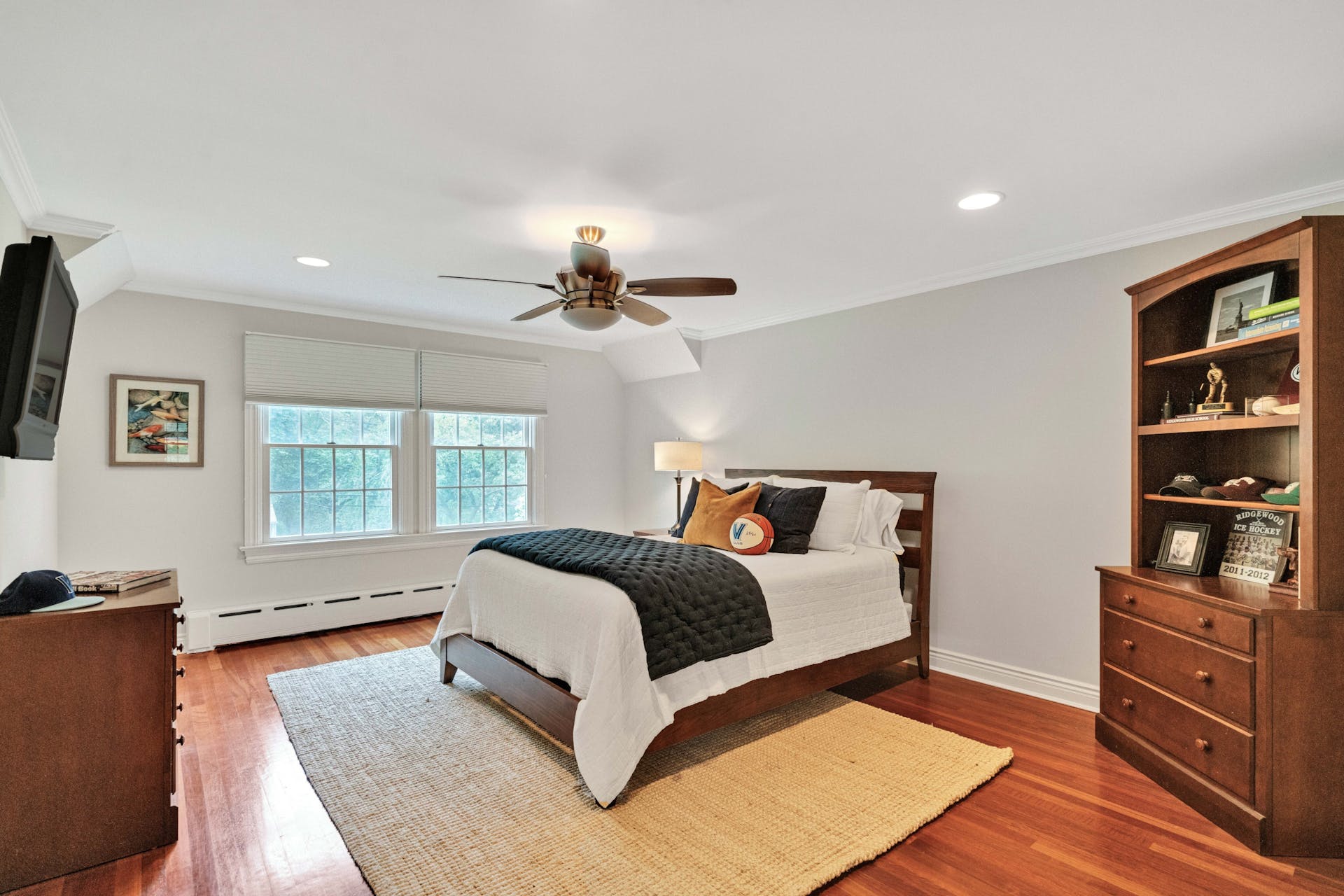 511 East Saddle River Road 