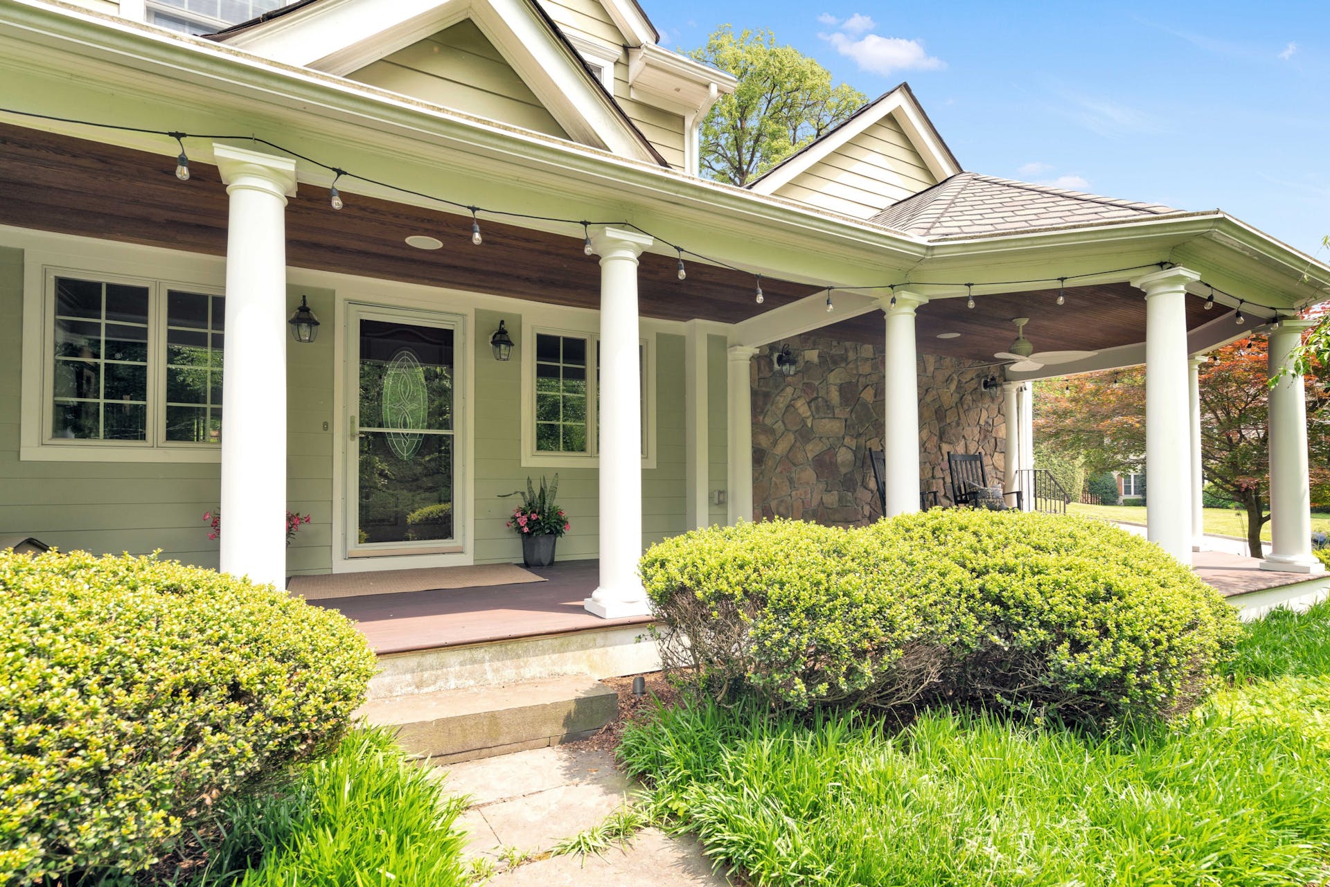 511 East Saddle River Road 