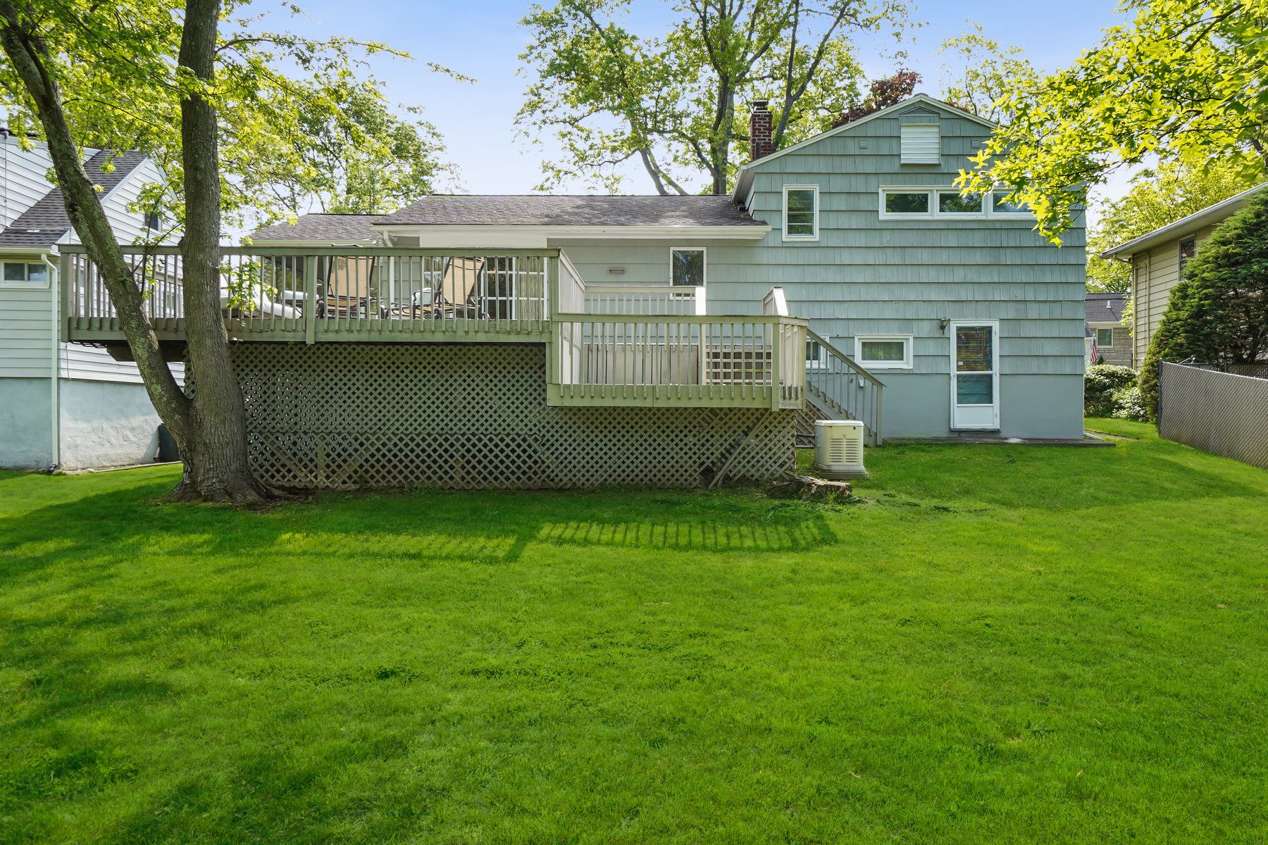 33 Oak Crest Road 
