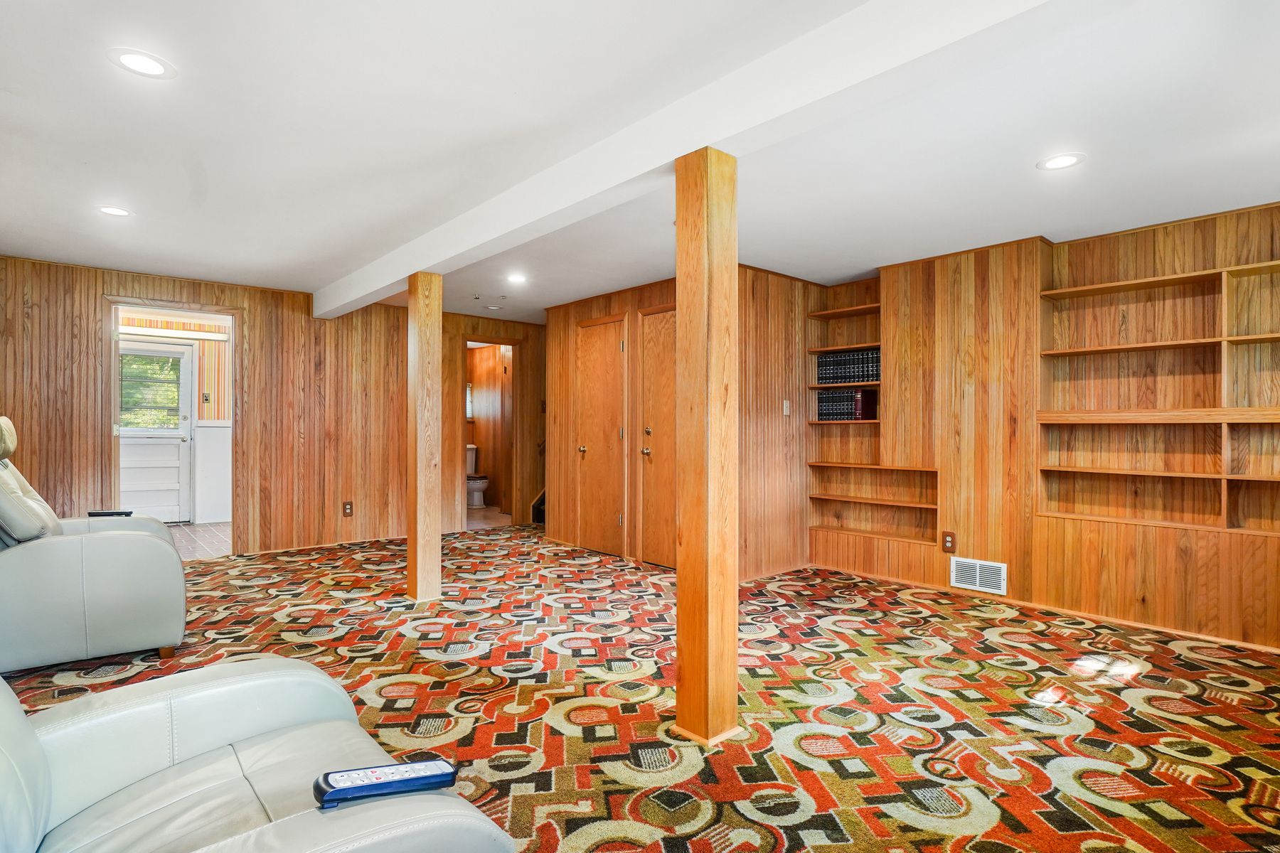 33 Oak Crest Road 