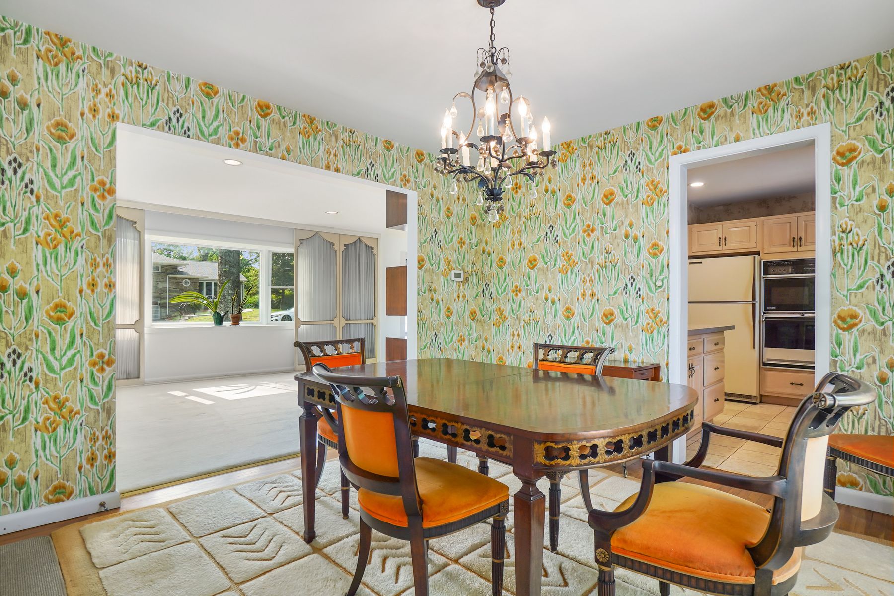 33 Oak Crest Road 