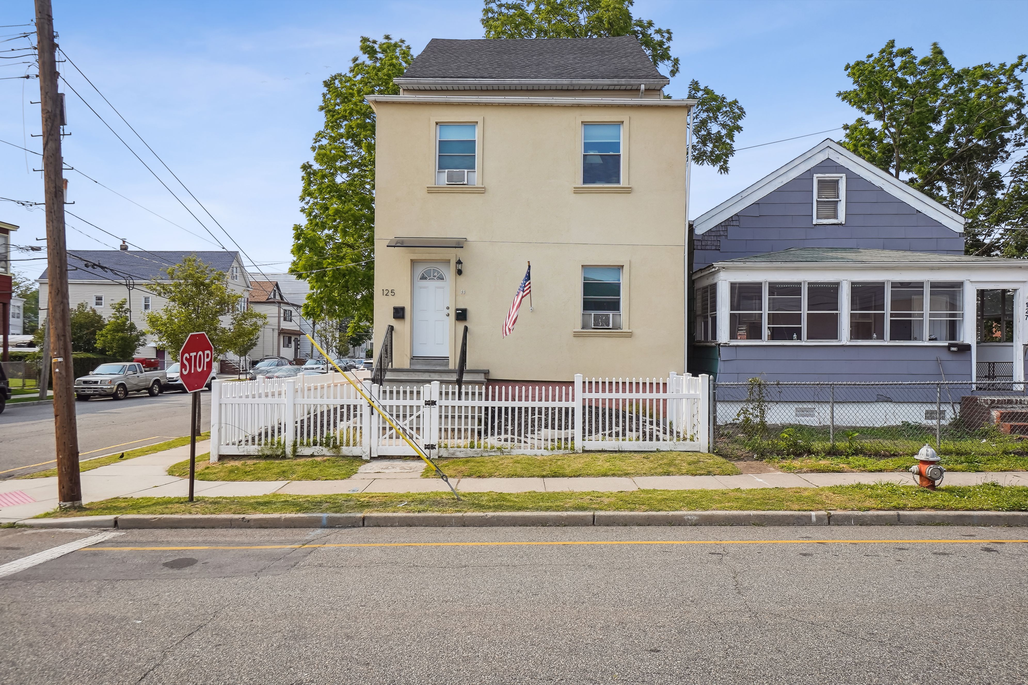 125 Willard Street 