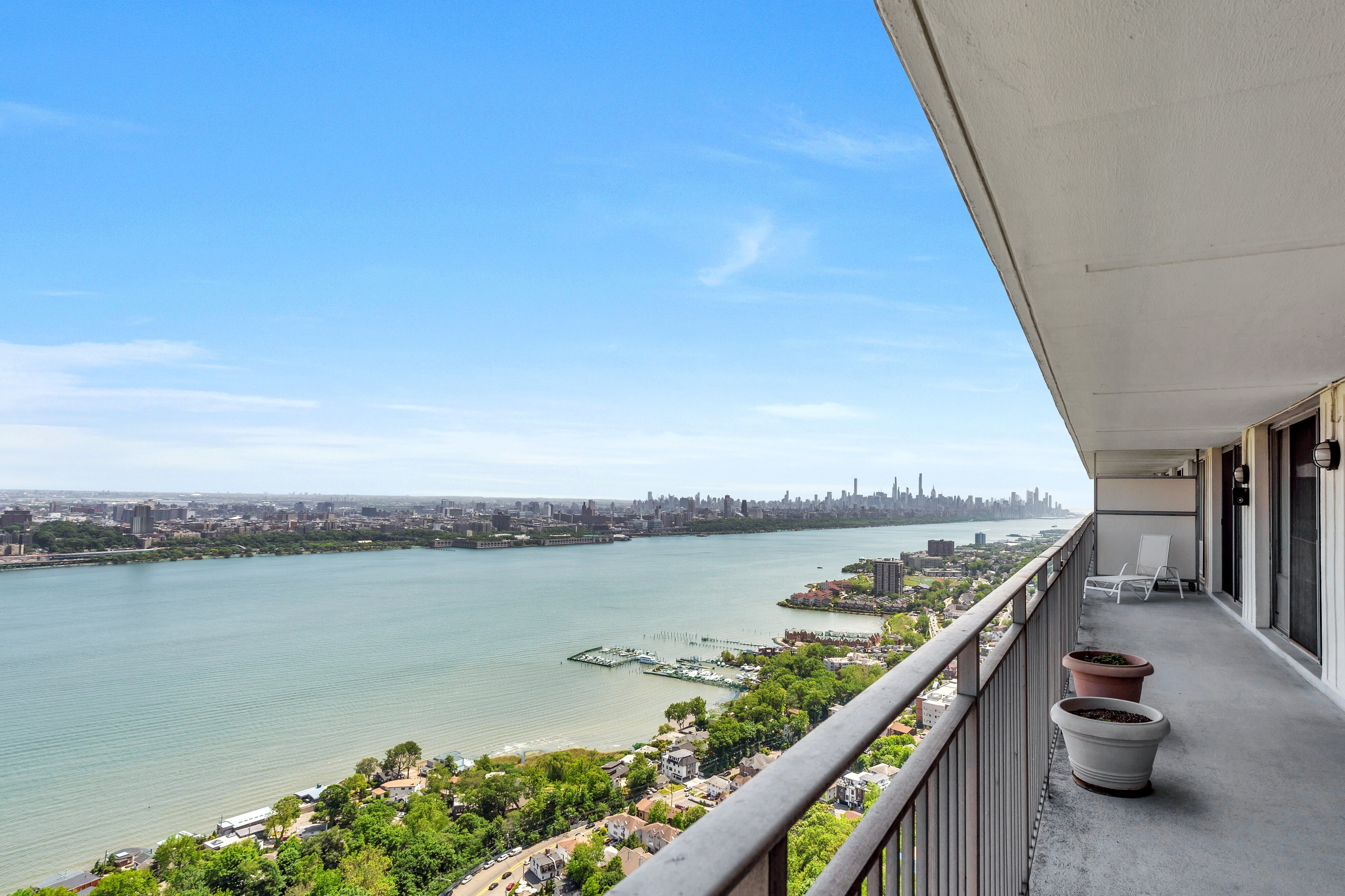 1530 Palisade Avenue Unit# 29J