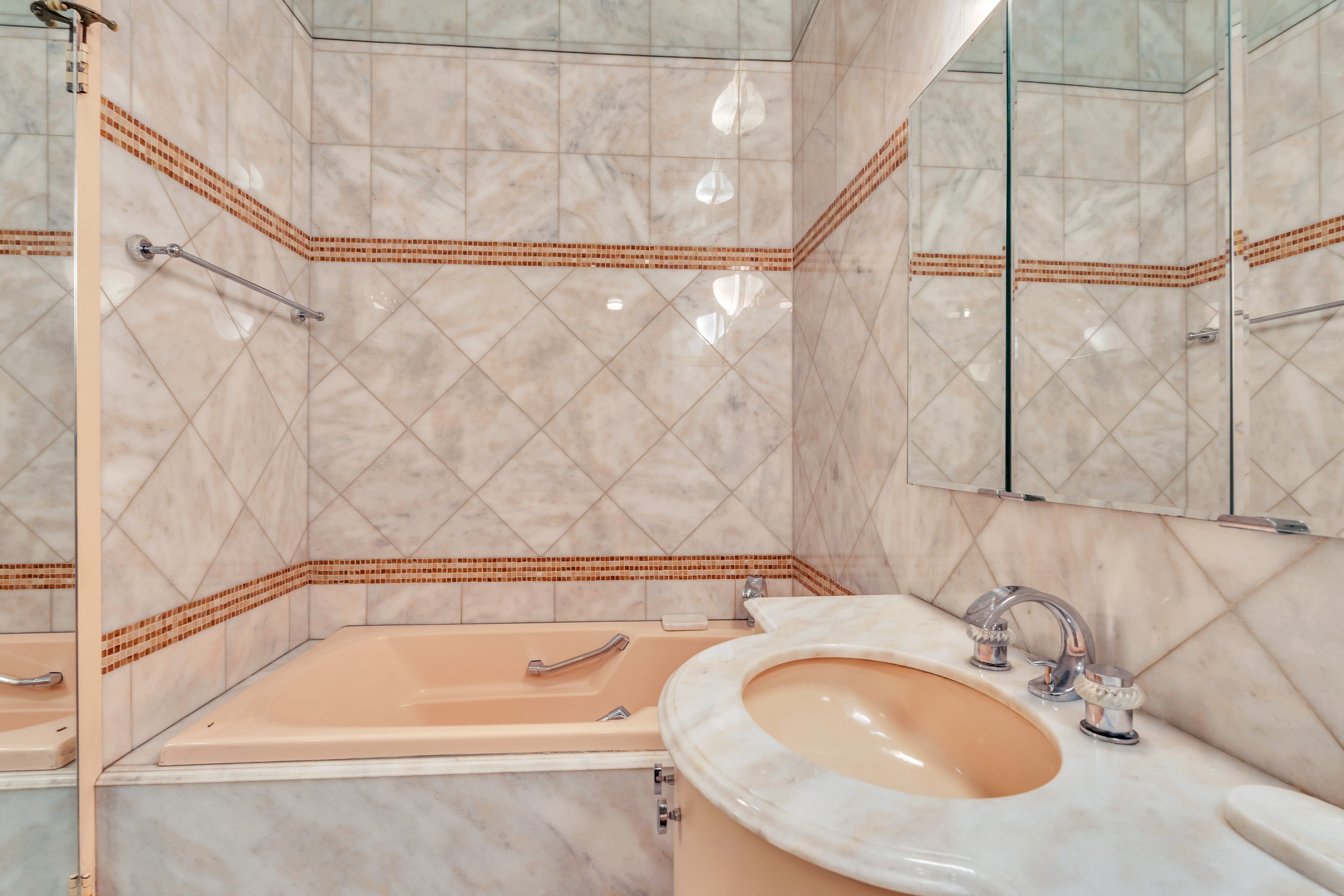1530 Palisade Avenue Unit# 29J
