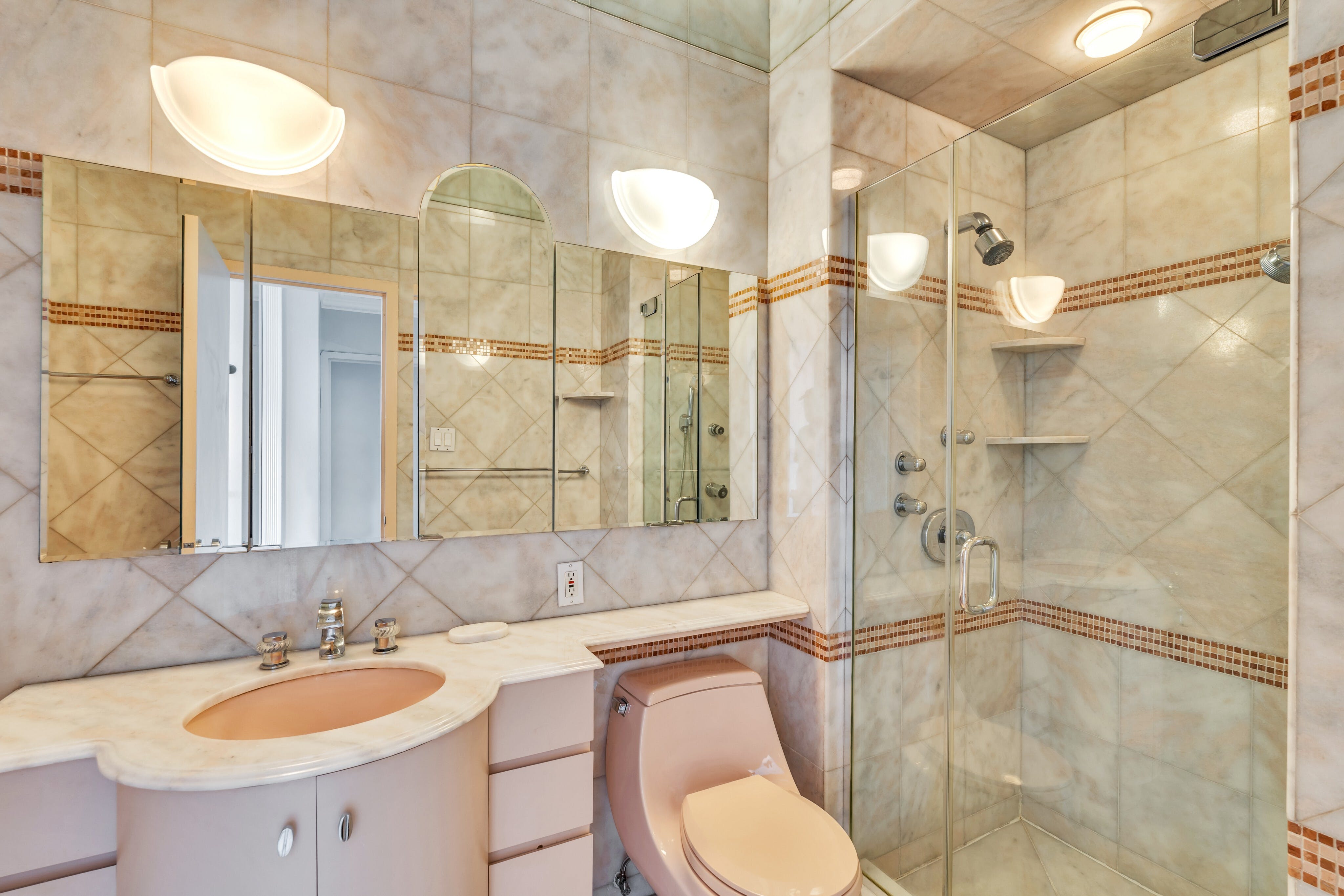 1530 Palisade Avenue Unit# 29J